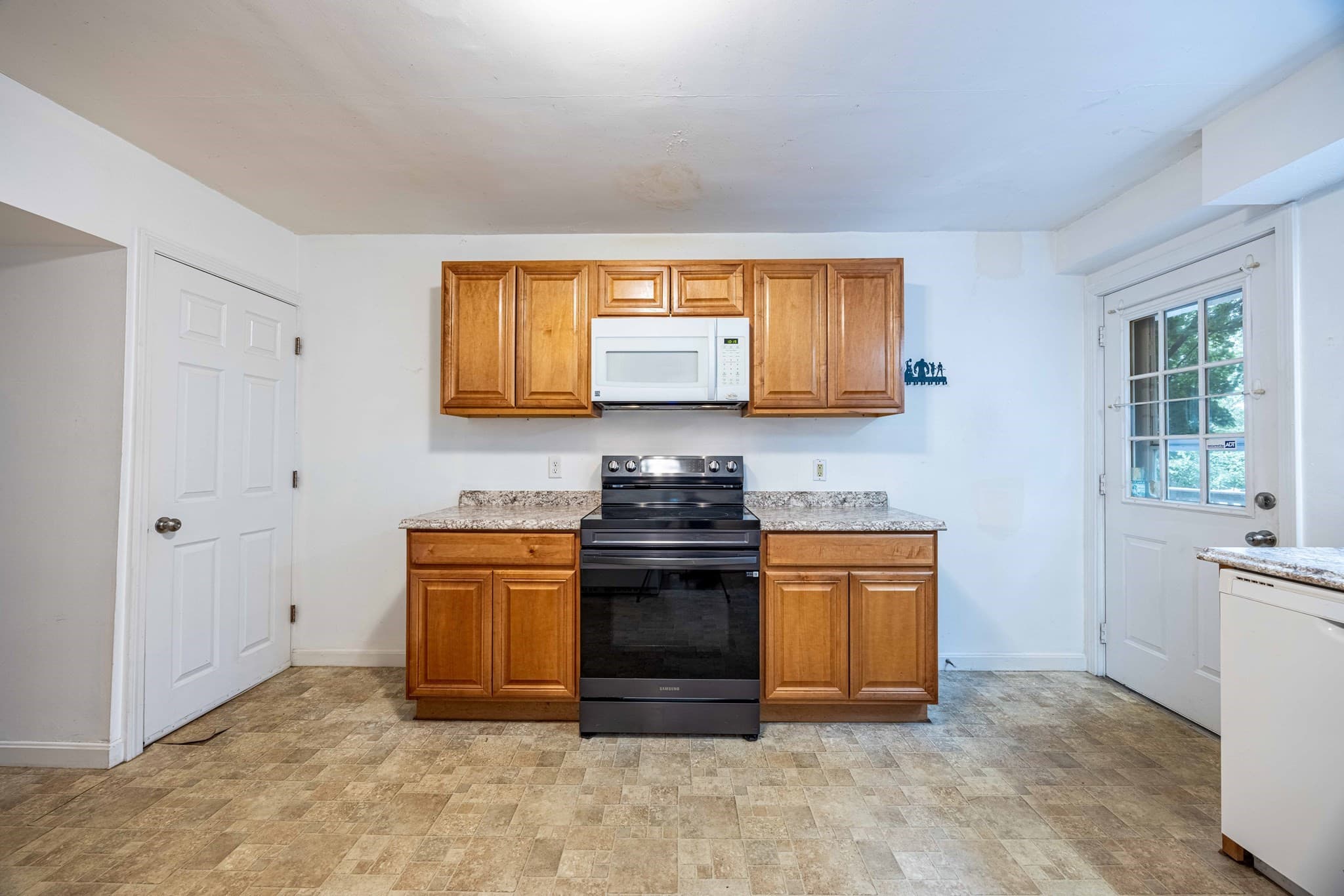 Condex at 10 Oak Street # 10, Northbridge MA 01588, Northbridge, photo 11 of 29
