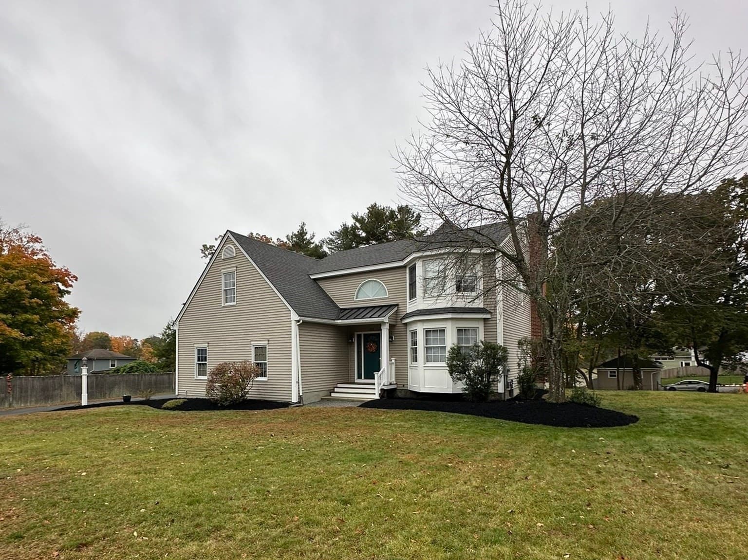 108 Linwood St, Uxbridge MA 01569