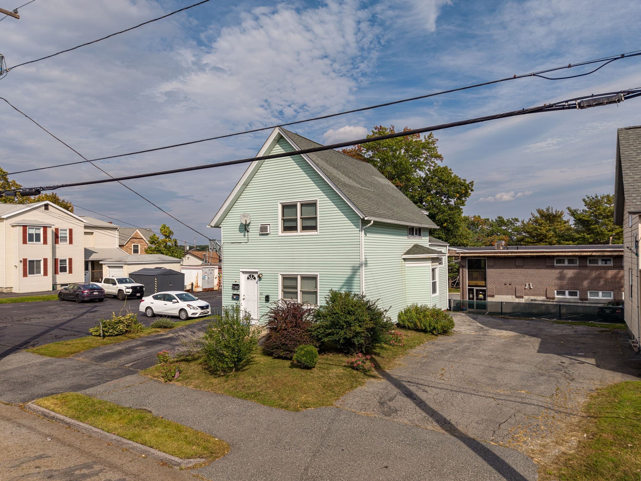 Multi Family at 33 Coburn Ave, Worcester MA 01604, Worcester, photo 3 of 26