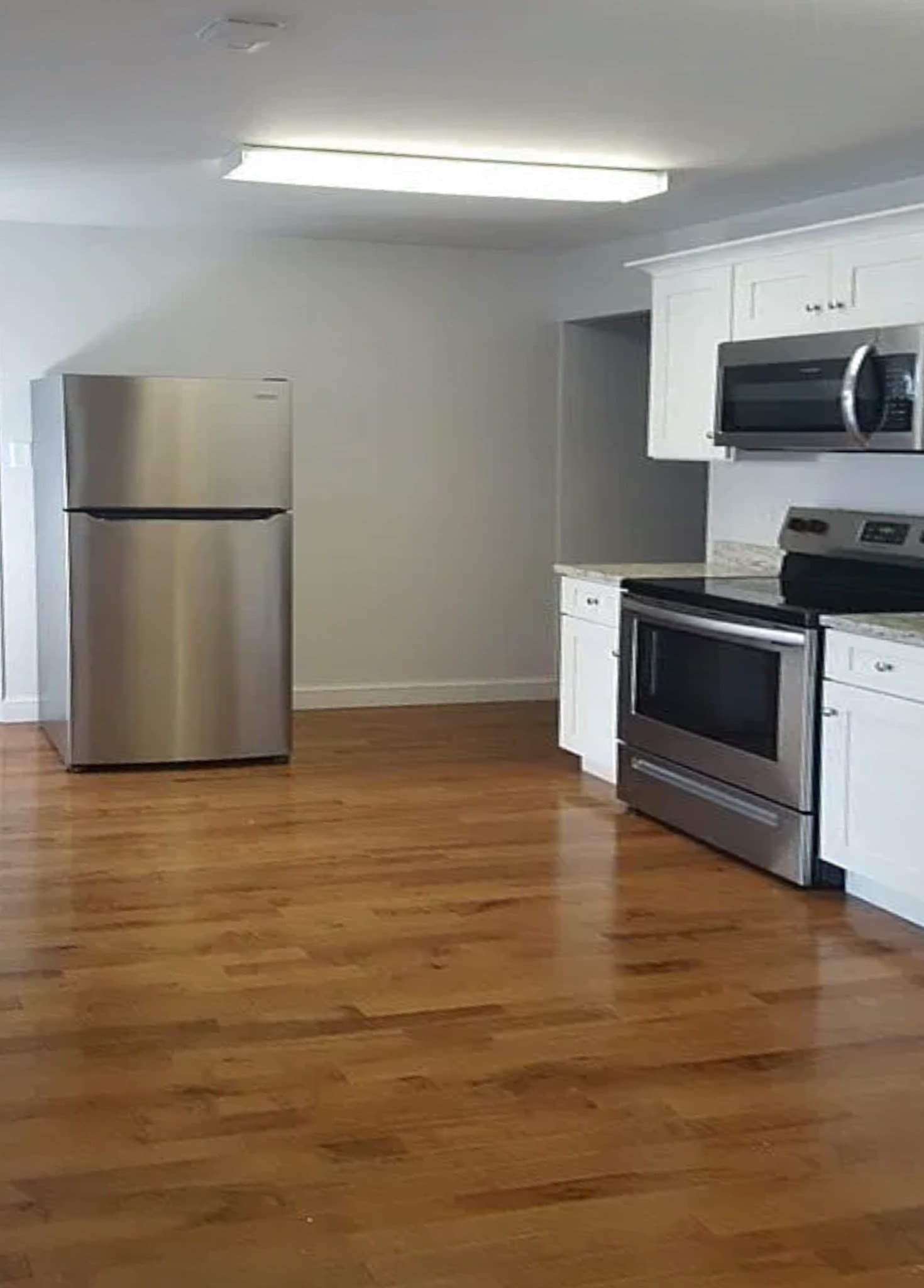 Single Family Residence at 142 University Avenue, Lowell MA 01854, Lowell, photo 2 of 17