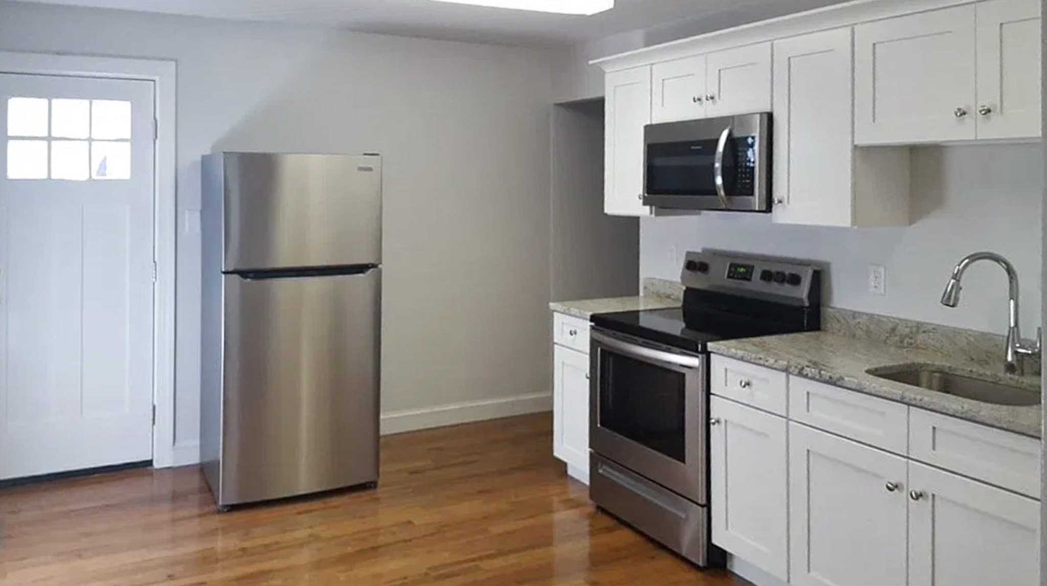 Single Family Residence at 142 University Avenue, Lowell MA 01854, Lowell, photo 12 of 17