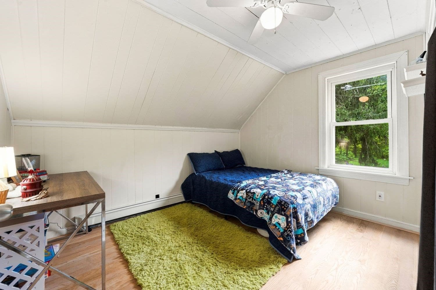 Single Family Residence at 746 Dighton Ave, Taunton MA 02780, Taunton, photo 9 of 14