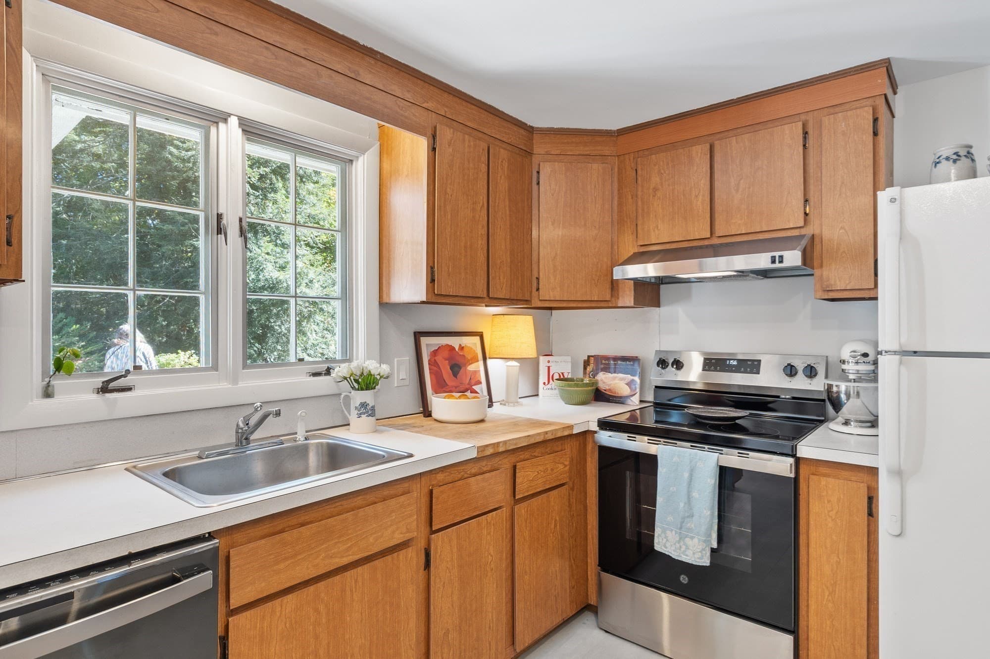 Single Family Residence at 81 Greenwood Rd, Andover MA 01810, Andover, photo 13 of 40