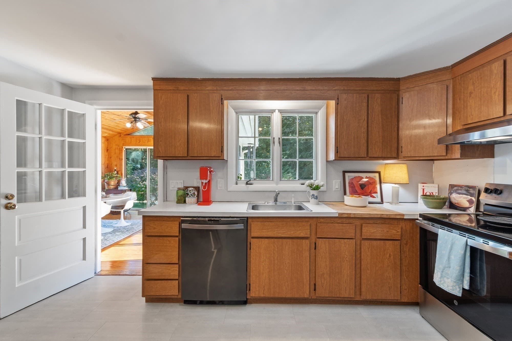Single Family Residence at 81 Greenwood Rd, Andover MA 01810, Andover, photo 12 of 40