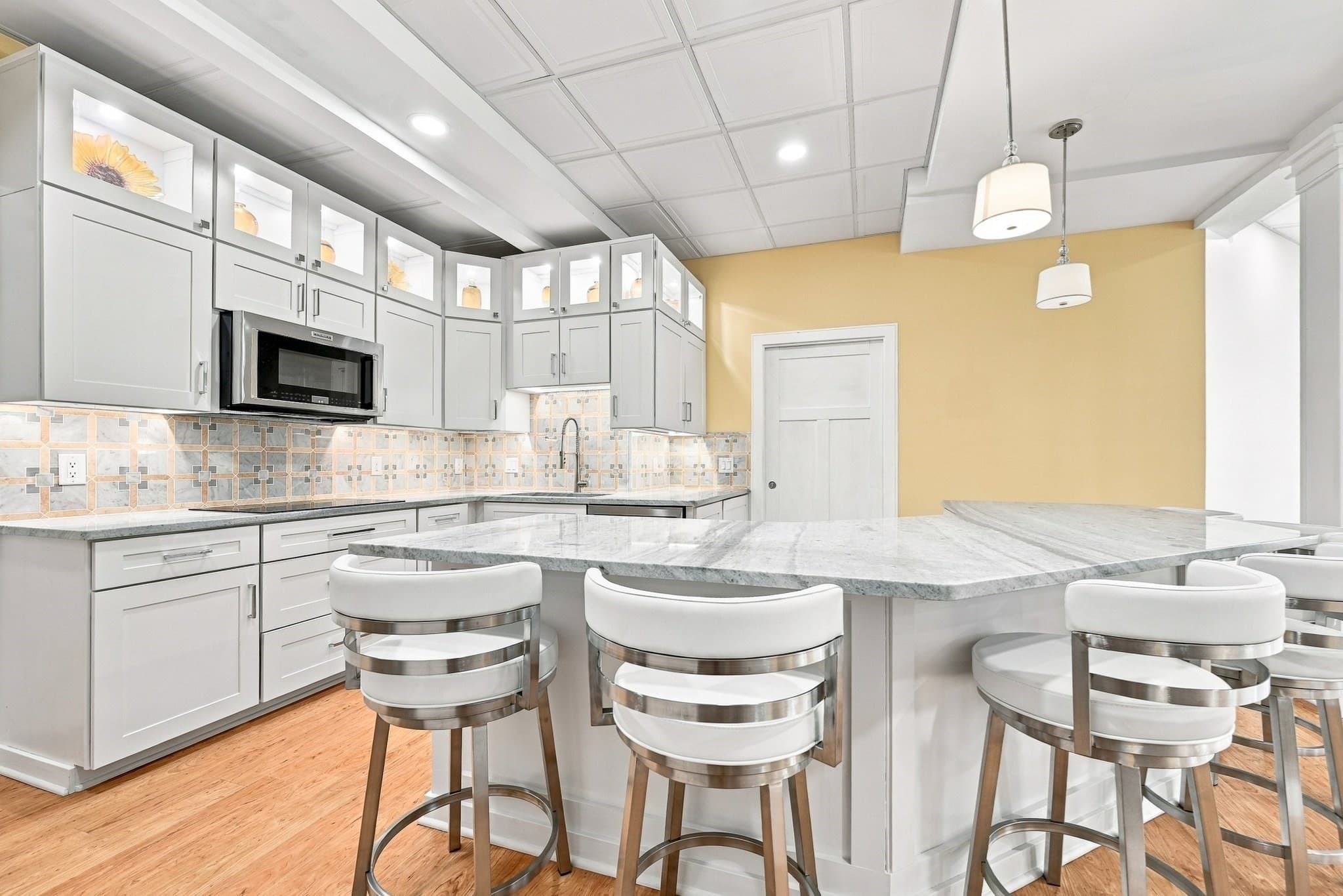 Condominium at 56 Clubhouse Way # 56, Sutton MA 01590, Sutton, photo 31 of 41