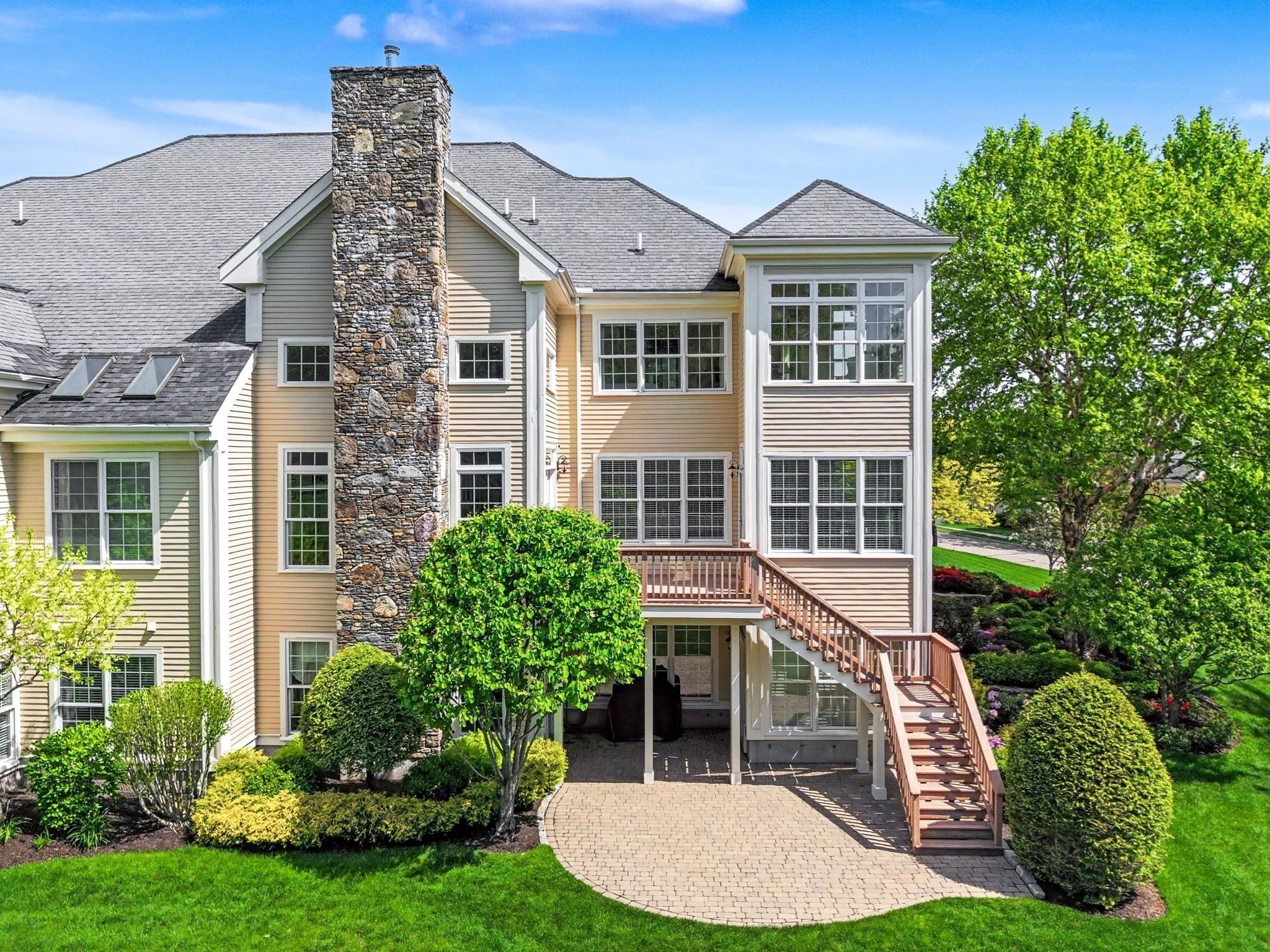 Condominium at 56 Clubhouse Way # 56, Sutton MA 01590, Sutton, photo 4 of 41