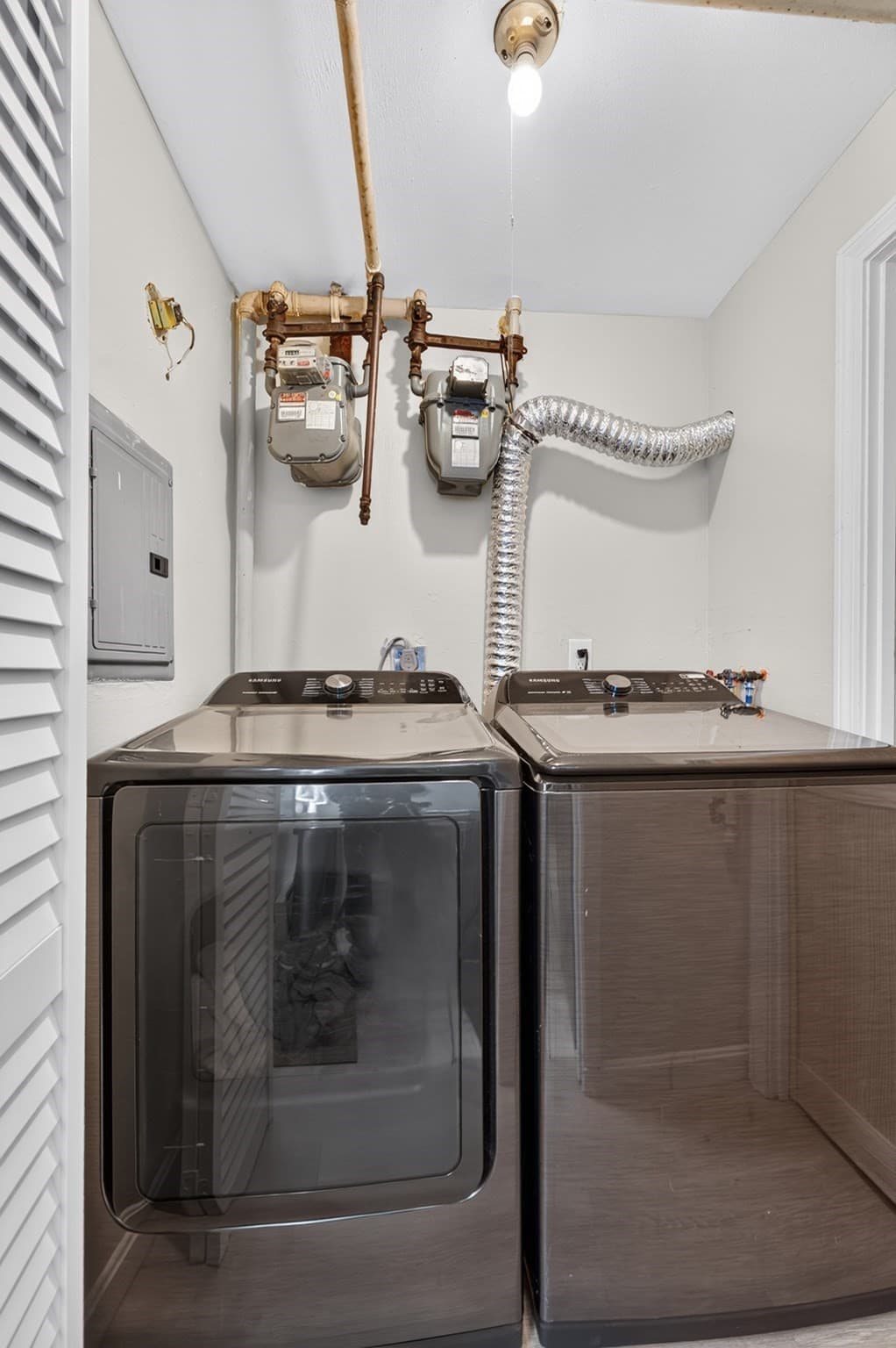 2 Family - 2 Units Side by Side at 68-70 B Street, Lowell MA 01851, Lowell, photo 9 of 40