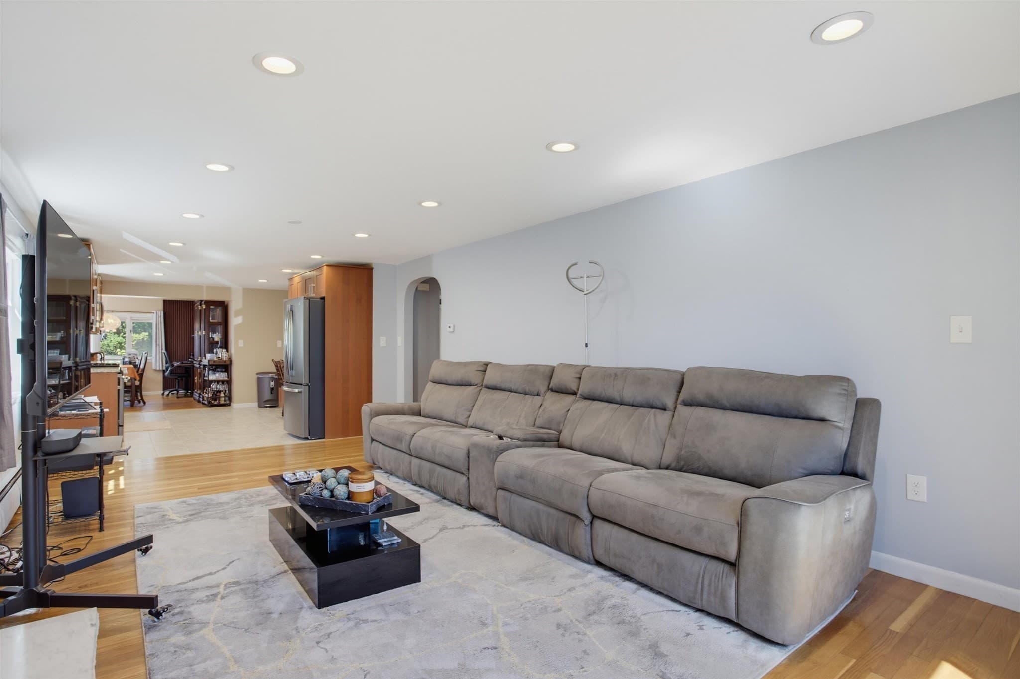 Single Family Residence at 102 Westminster St, Boston MA 02136, Boston, photo 13 of 42