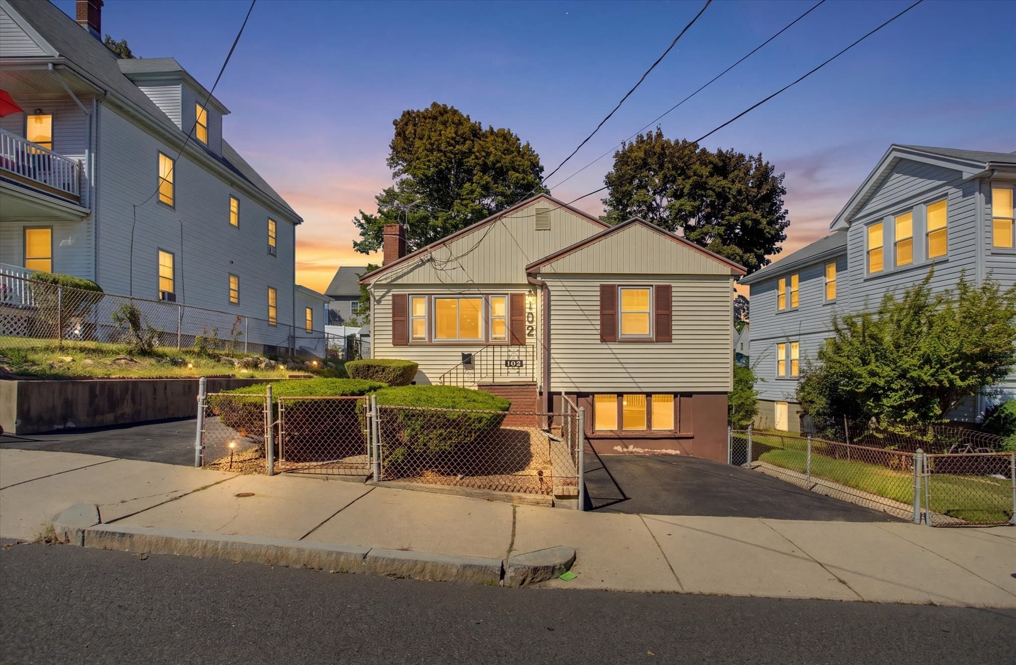 102 Westminster St, Boston MA 02136