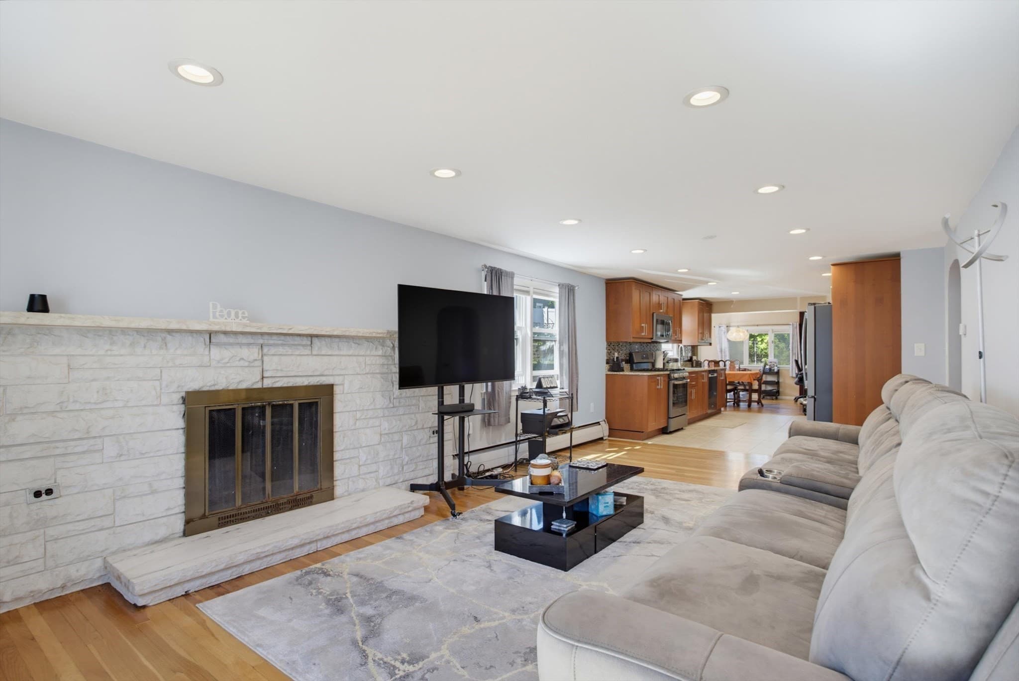 Single Family Residence at 102 Westminster St, Boston MA 02136, Boston, photo 8 of 42