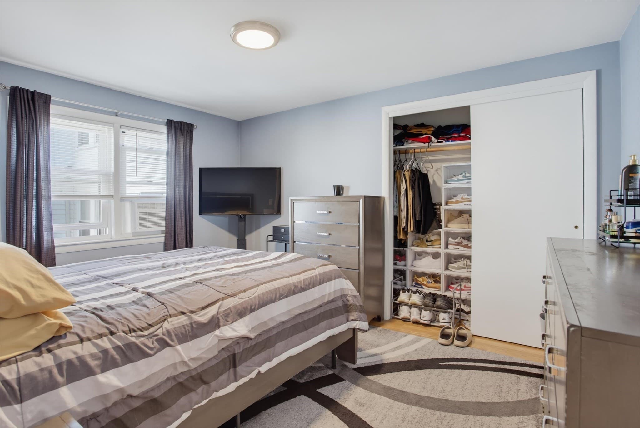 Single Family Residence at 102 Westminster St, Boston MA 02136, Boston, photo 25 of 42