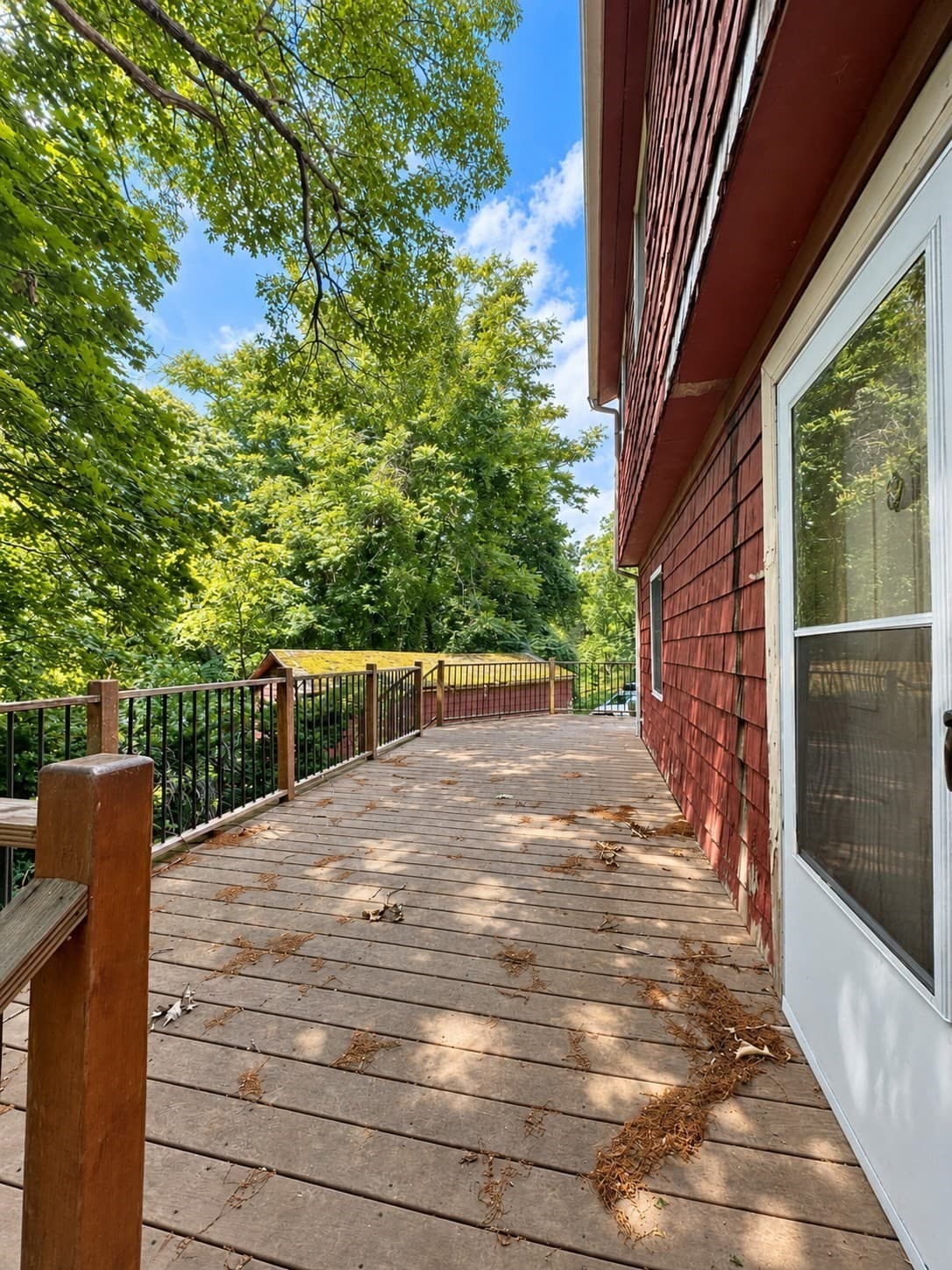 Single Family Residence at 39 Woodside Ln, Arlington MA 02474, Arlington, photo 3 of 3