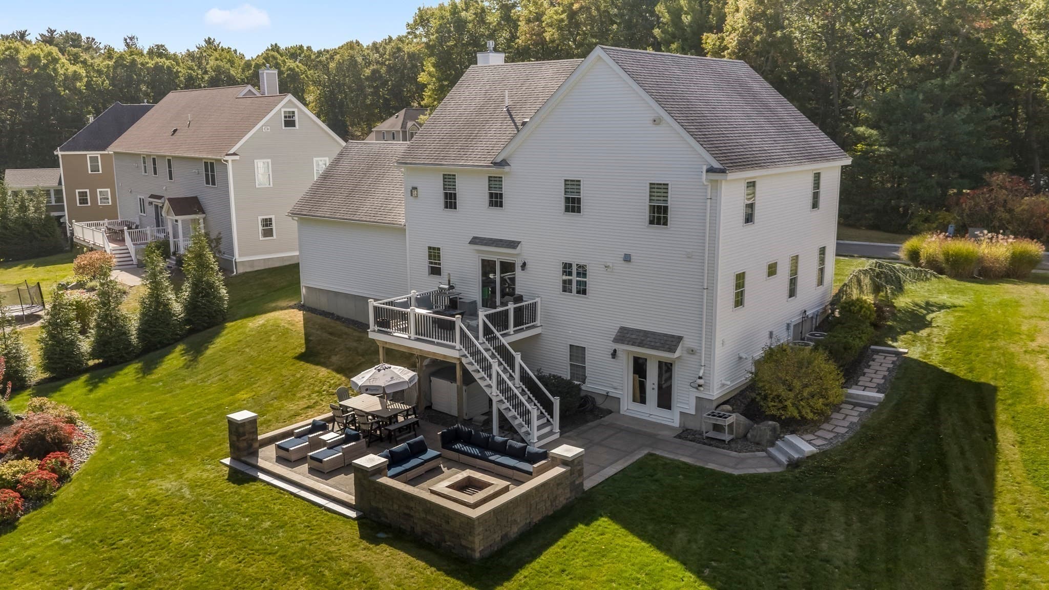 Single Family Residence at 33 Oak Ledge Cir, Rowley MA 01969, photo 30 of 42