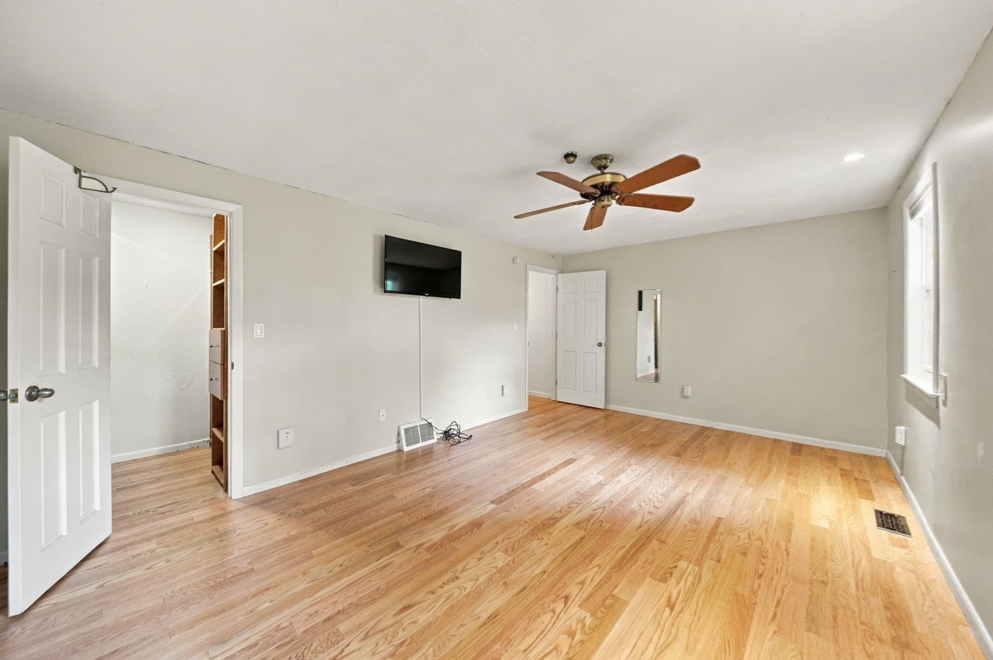 Condominium at 50 Edward Drive # 50, Stoughton MA 02072, Stoughton, photo 18 of 40