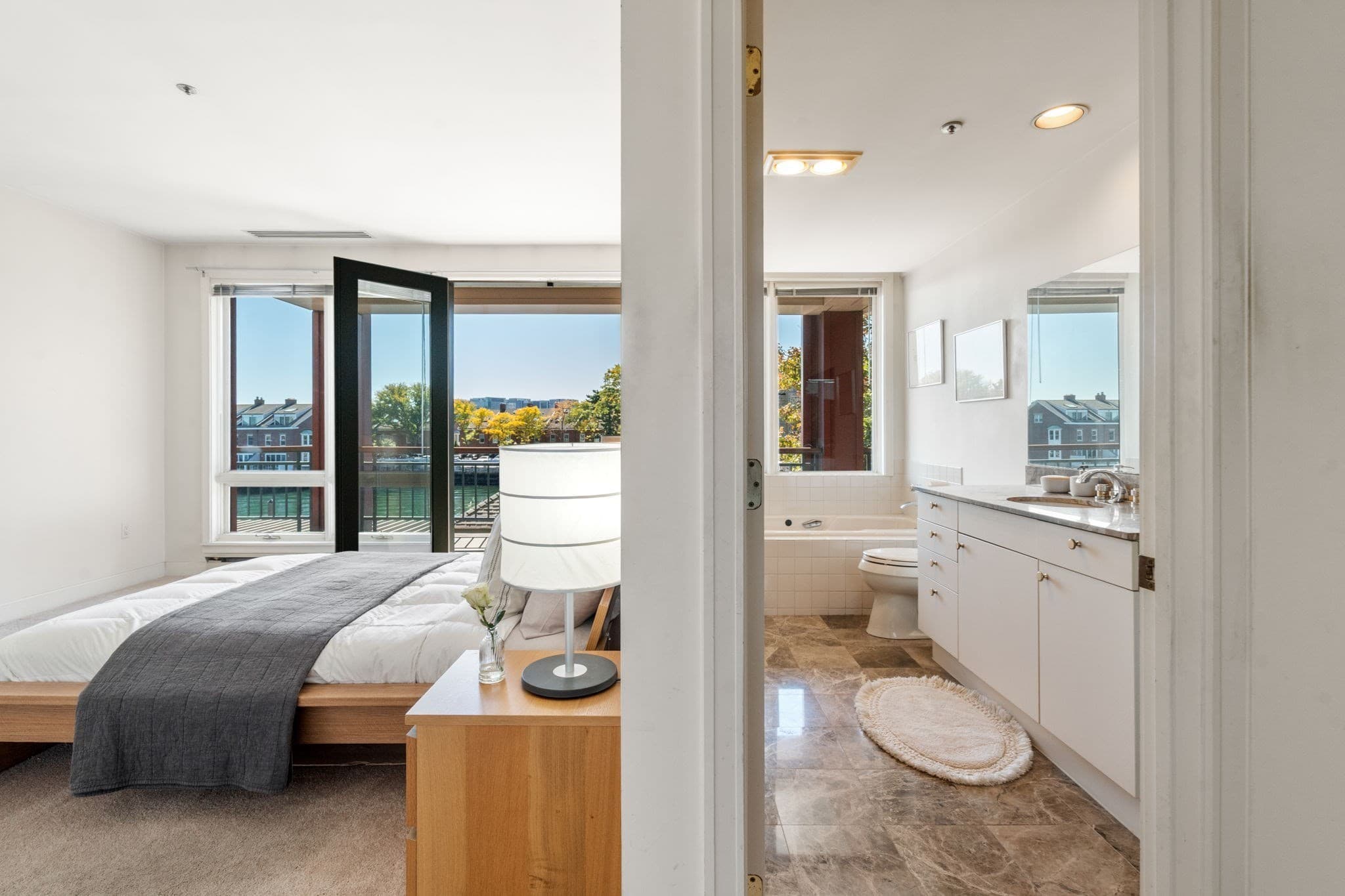 Condominium at 40 Battery St # 202, Boston MA 02109, Boston, photo 17 of 41