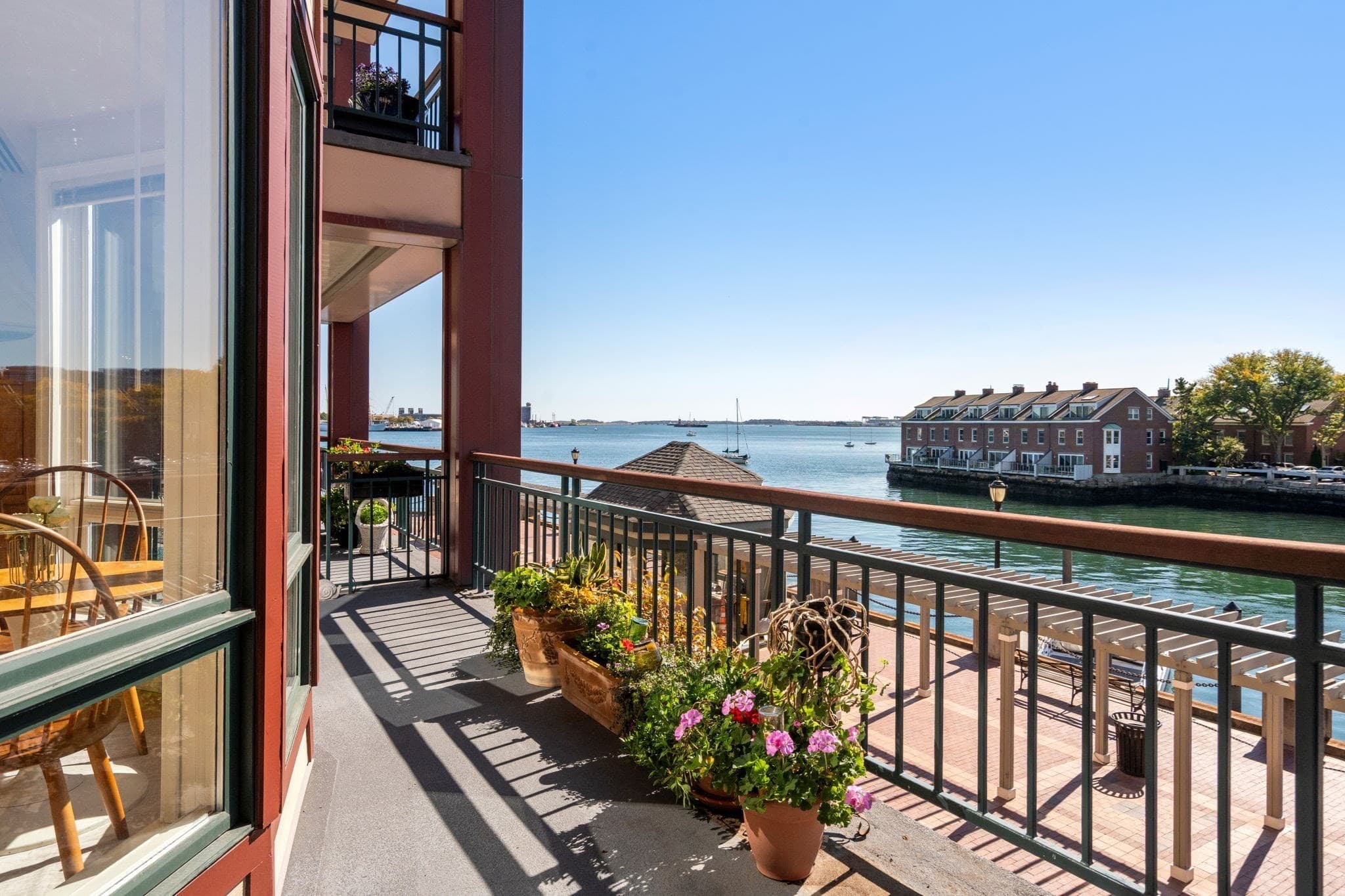 Condominium at 40 Battery St # 202, Boston MA 02109, Boston, photo 3 of 41