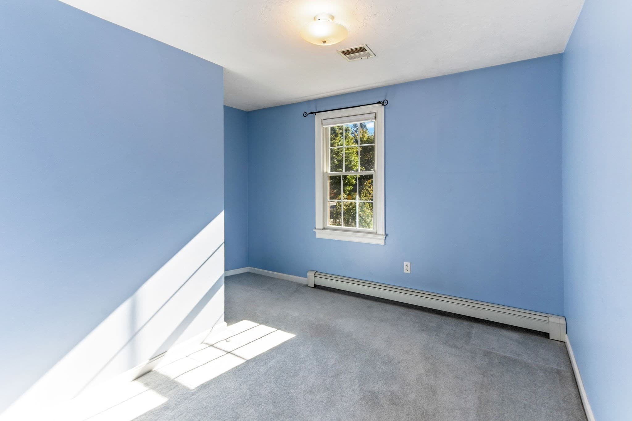 Single Family Residence at 6 Mayhew Farm Dr, Mansfield MA 02048, photo 28 of 42