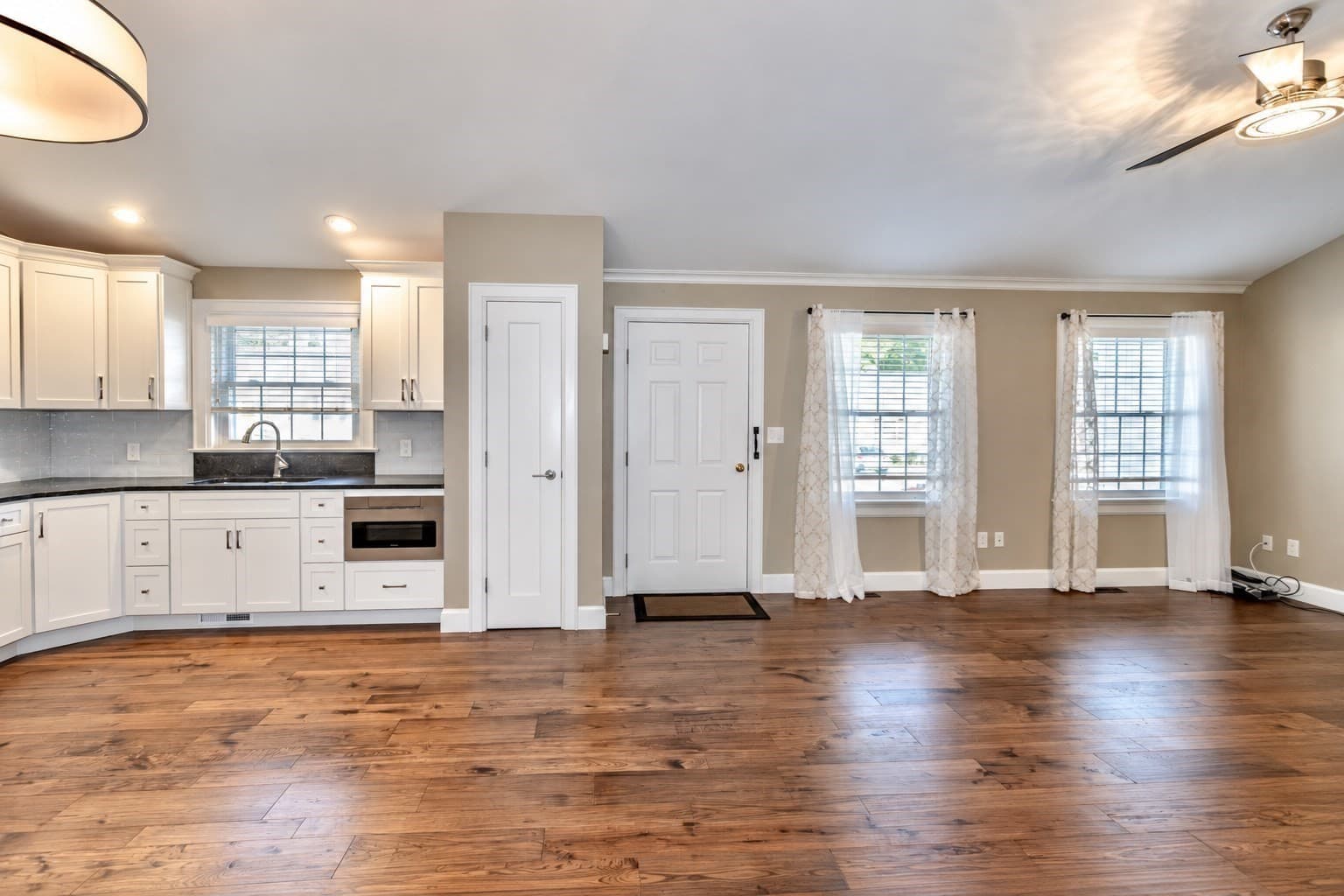 Condominium at 14 Rosewood Lane # 14, Southwick MA 01077, Southwick, photo 12 of 29