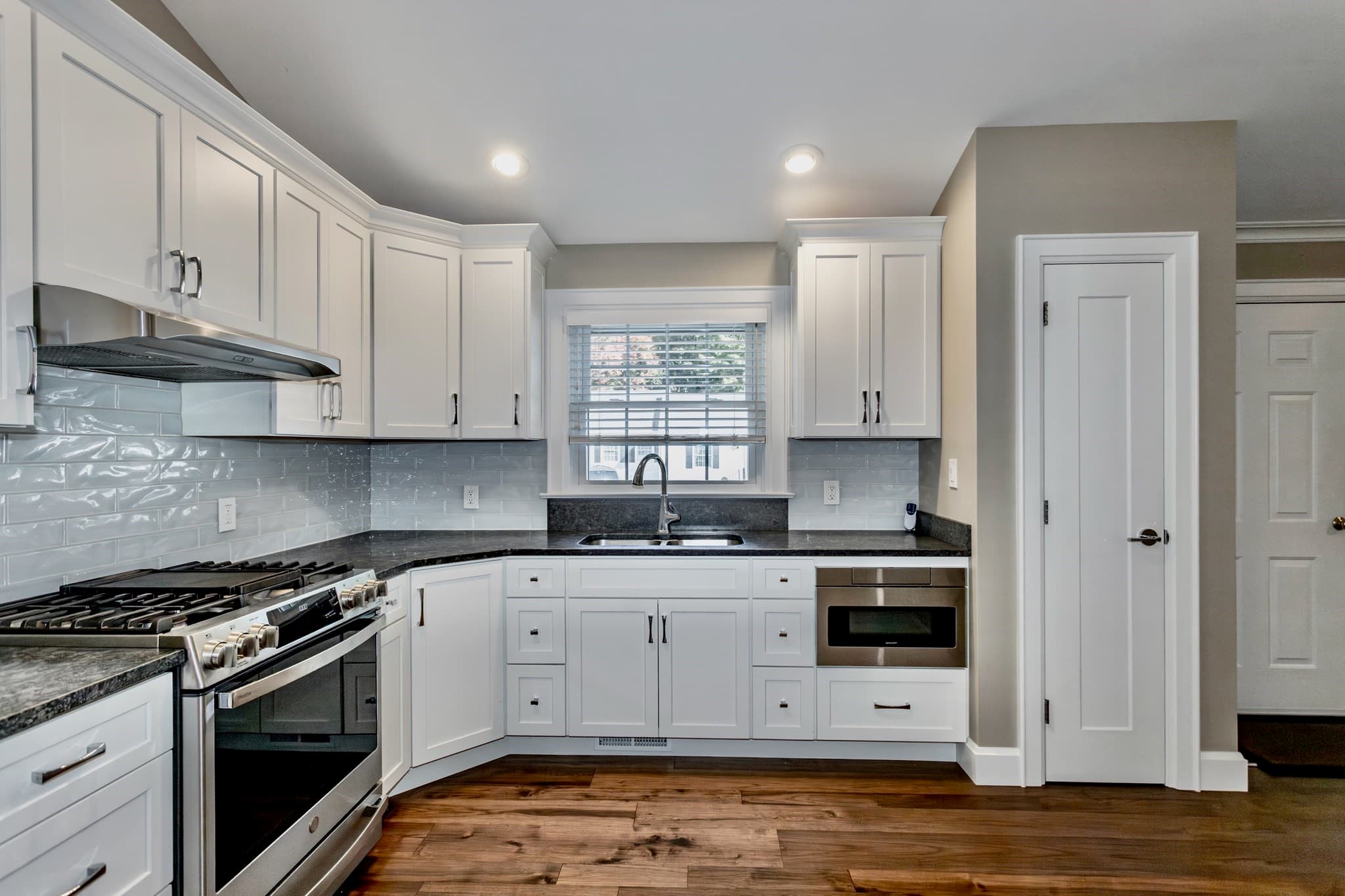 Condominium at 14 Rosewood Lane # 14, Southwick MA 01077, Southwick, photo 4 of 29