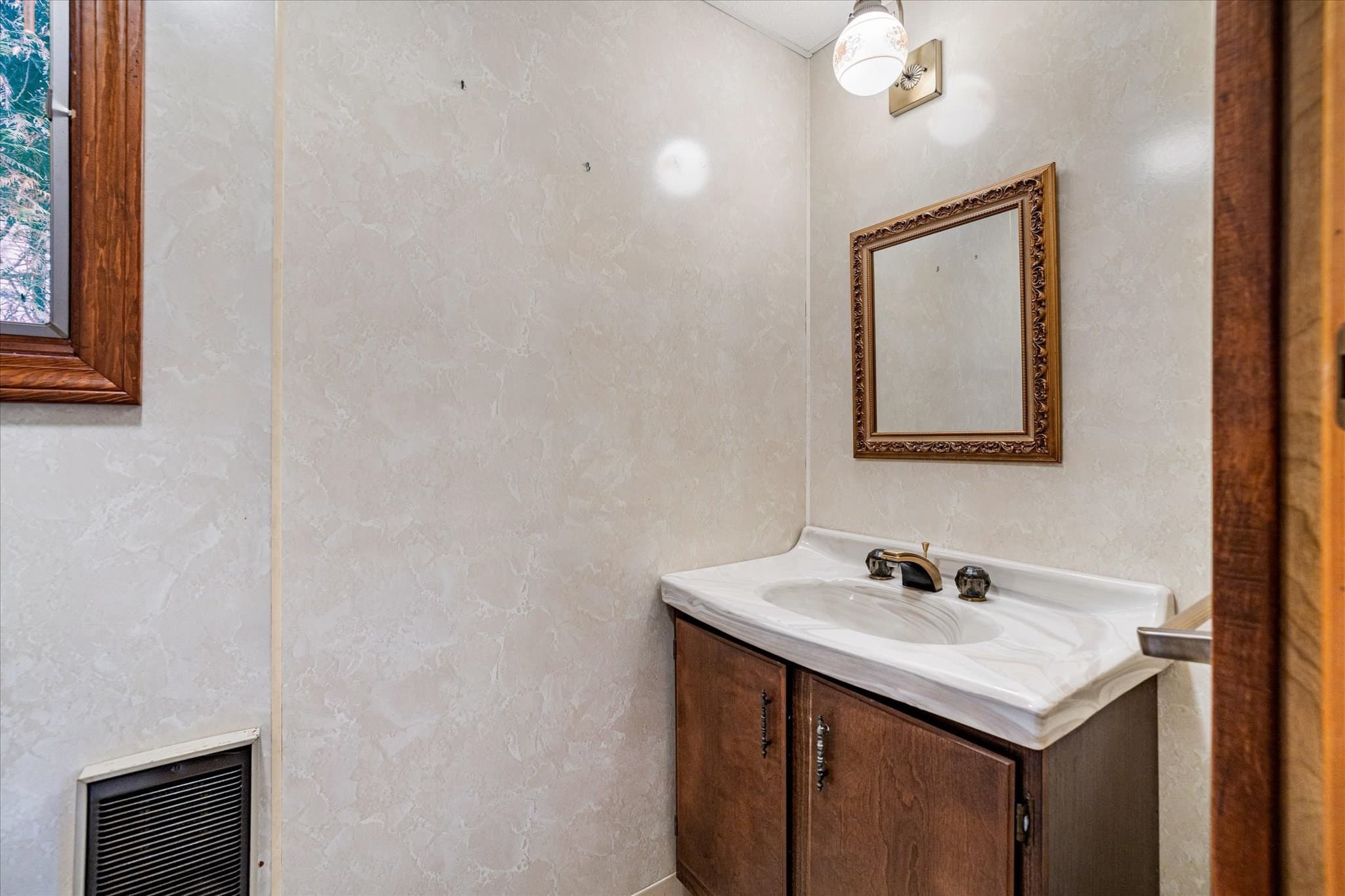 Single Family Residence at 47 Point Pleasant Rd, Webster MA 01570, photo 32 of 39