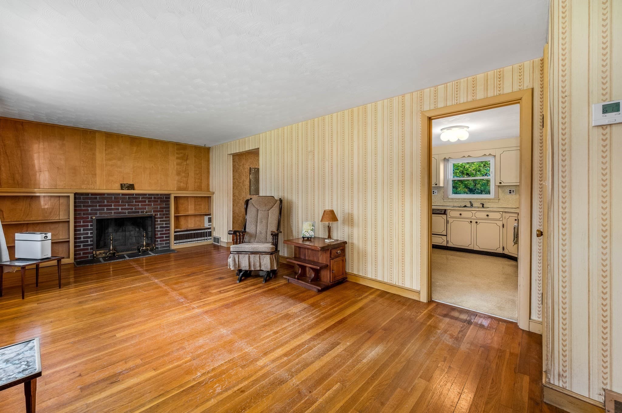 Single Family Residence at 40 Winstead Avenue, Dedham MA 02026, photo 5 of 30