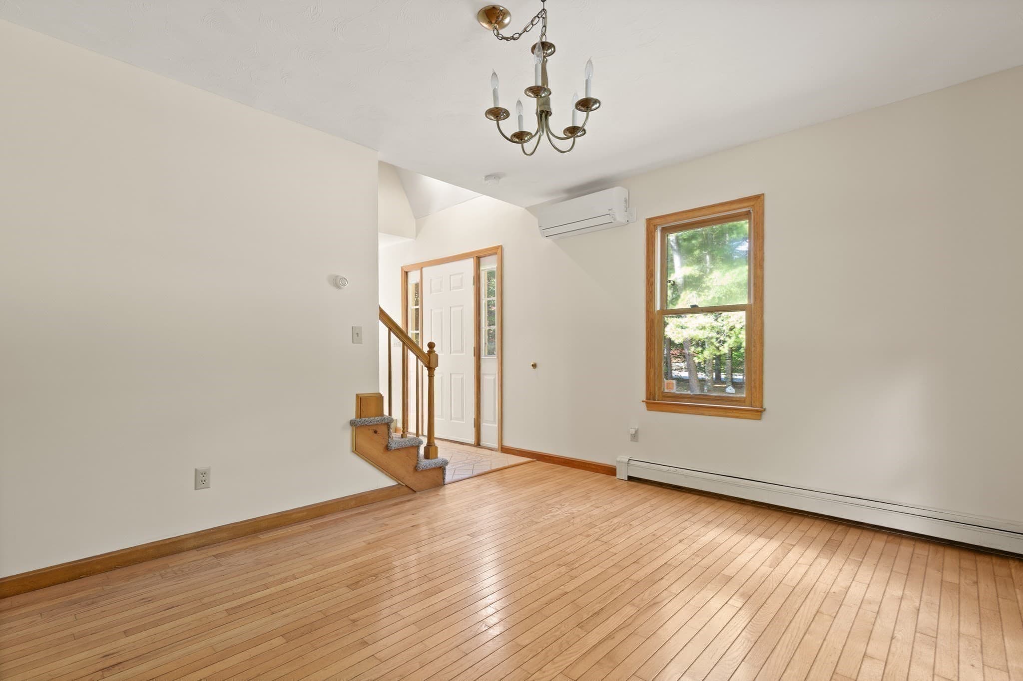 Single Family Residence at 29 Cabot Circle, Plymouth MA 02360, Plymouth, photo 9 of 30