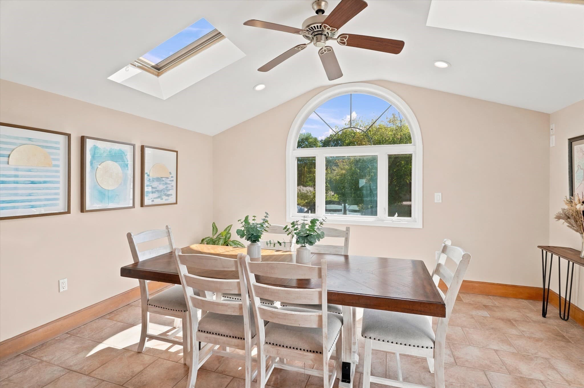 Single Family Residence at 23 Jasper St, Saugus MA 01906, Saugus, photo 5 of 42