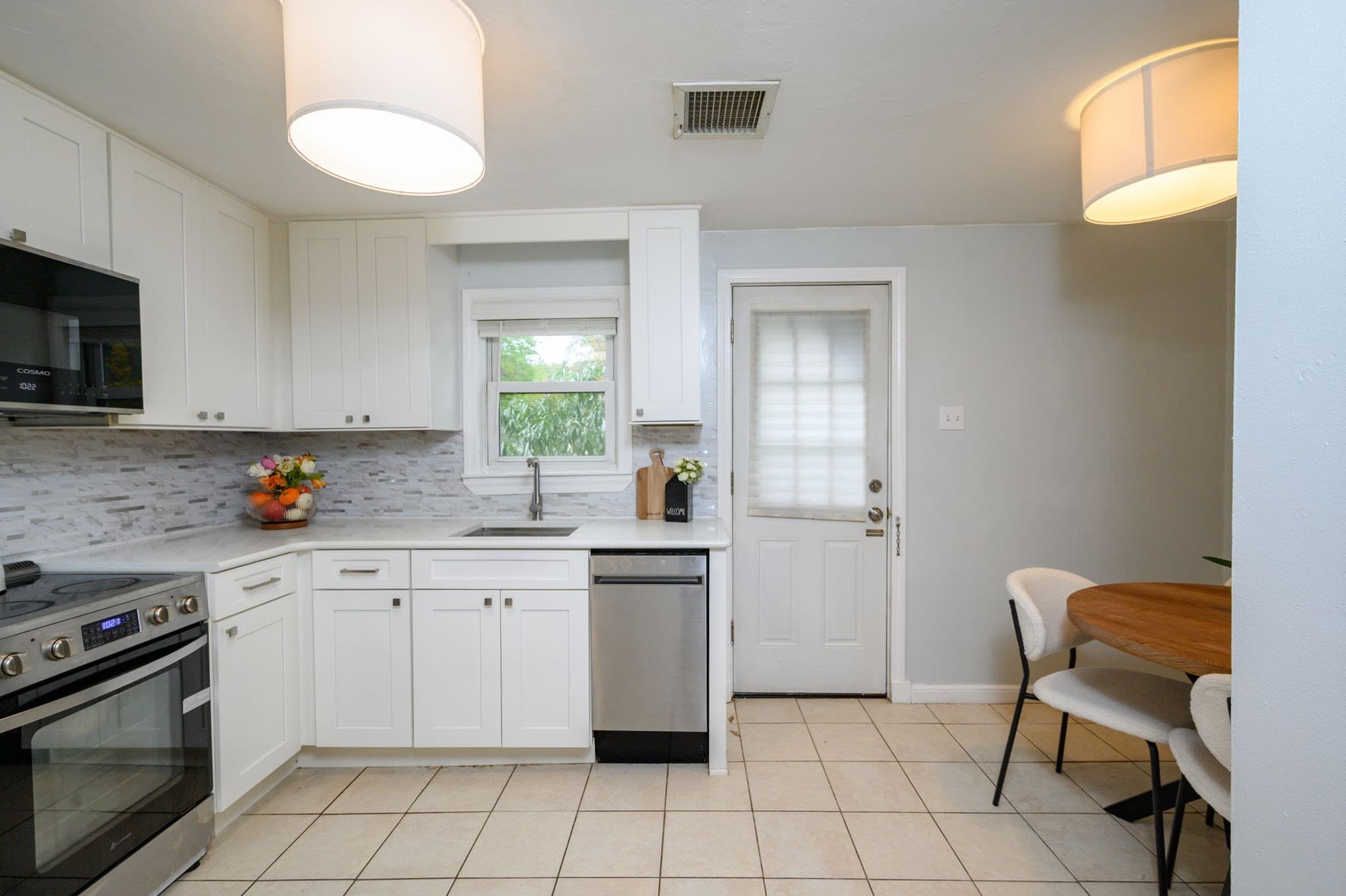 Single Family Residence at 396 Willow St, Stoughton MA 02072, Stoughton, photo 13 of 25