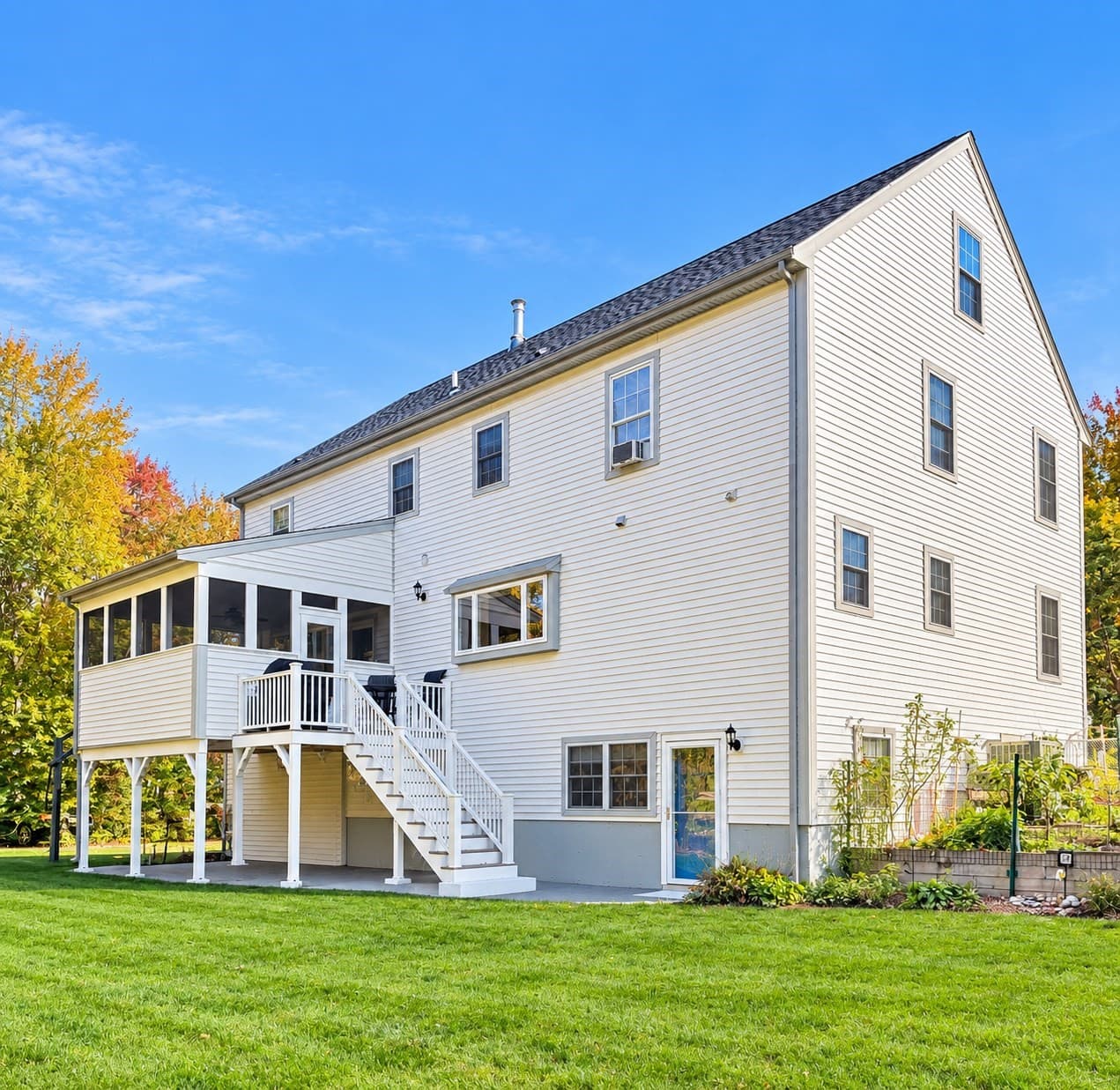 Single Family Residence at 30 Arthur's Pl, Bridgewater MA 02324, Bridgewater, photo 2 of 41