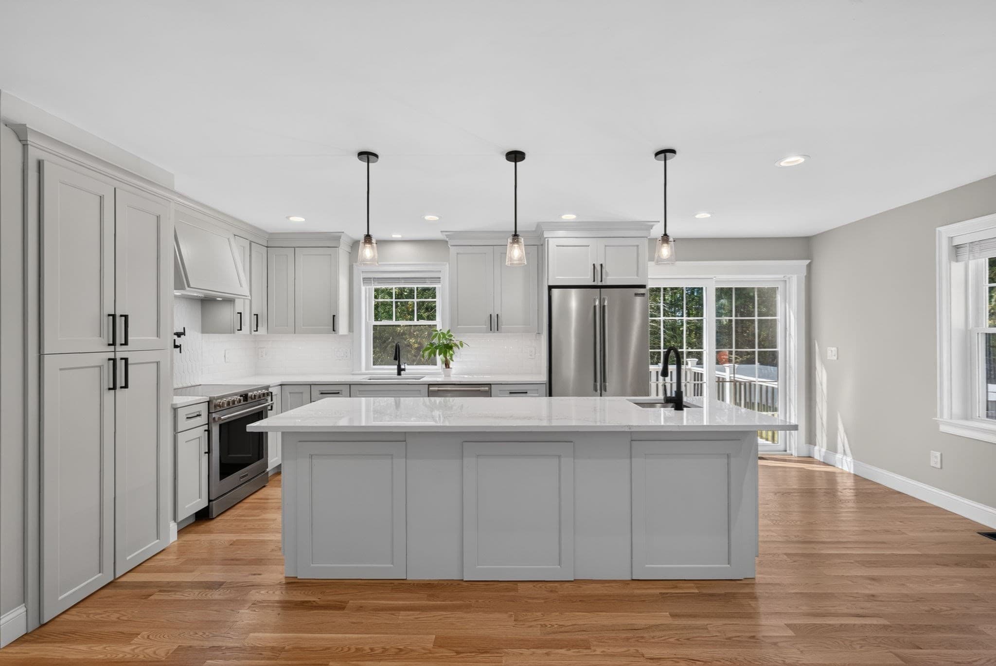 Single Family Residence at 275 Pine St, Bridgewater MA 02324, Bridgewater, photo 8 of 42