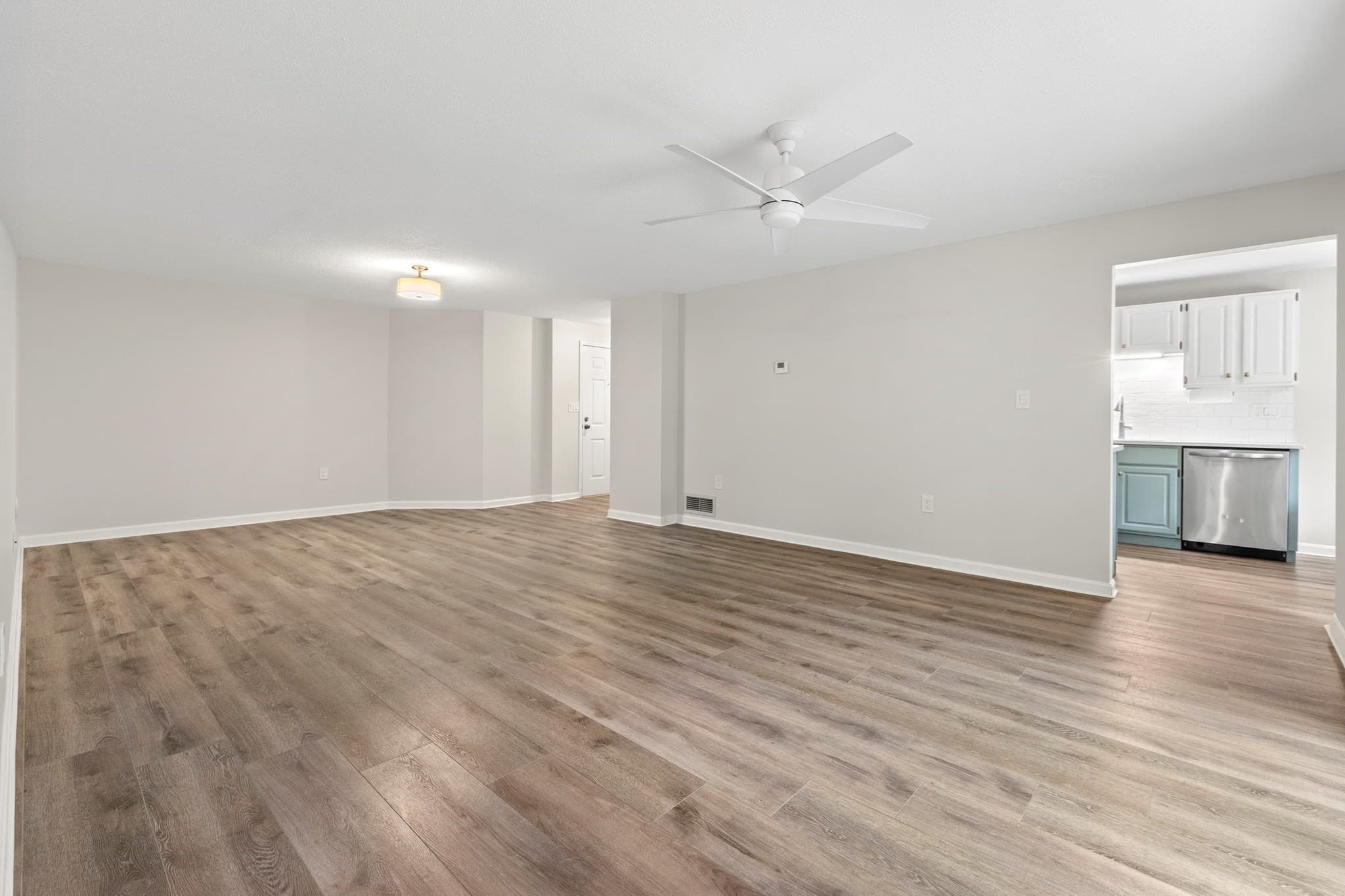 Condominium at 9 Ledgewood Way # 32, Peabody MA 01960, photo 10 of 34