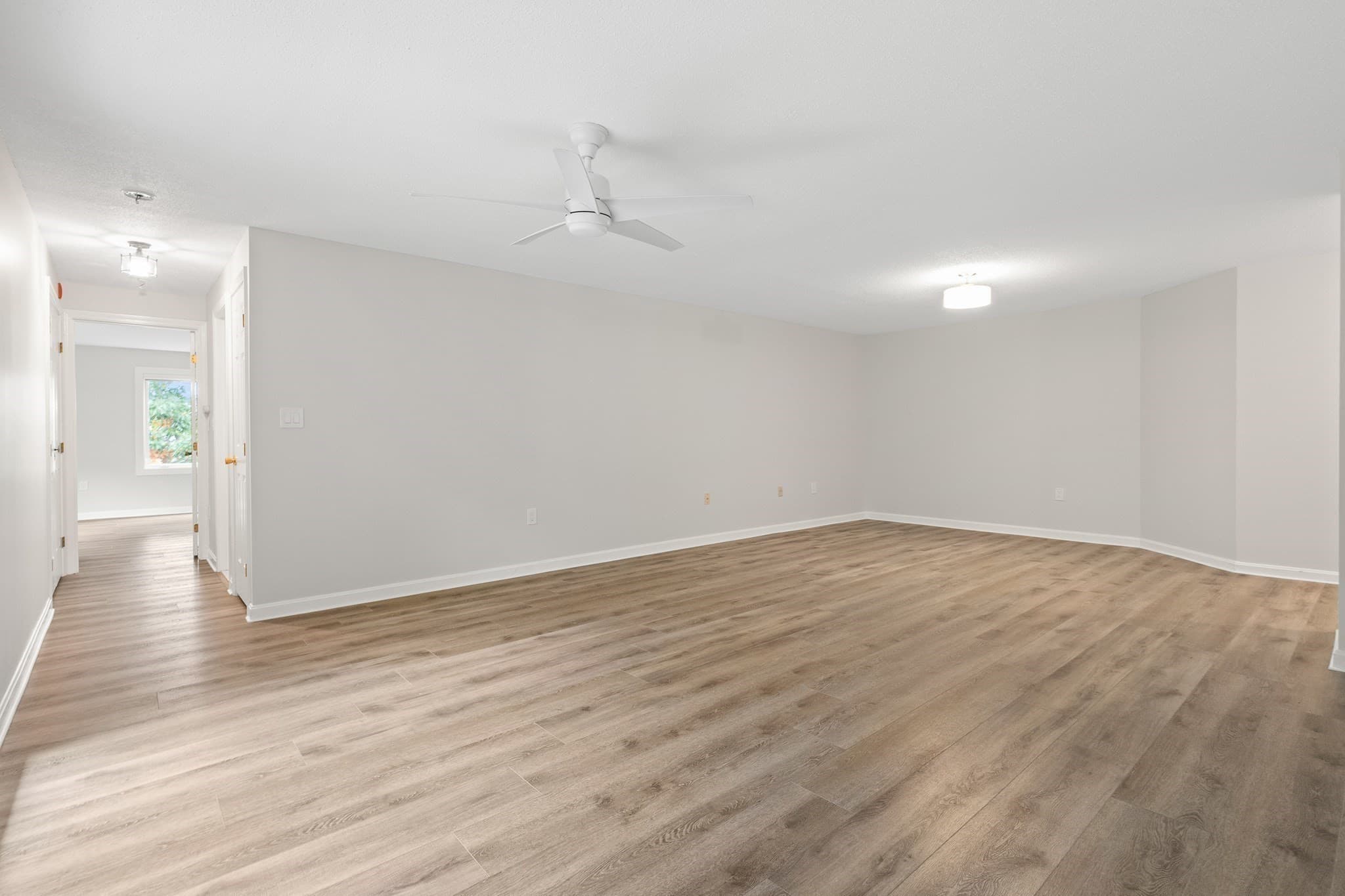 Condominium at 9 Ledgewood Way # 32, Peabody MA 01960, photo 8 of 34