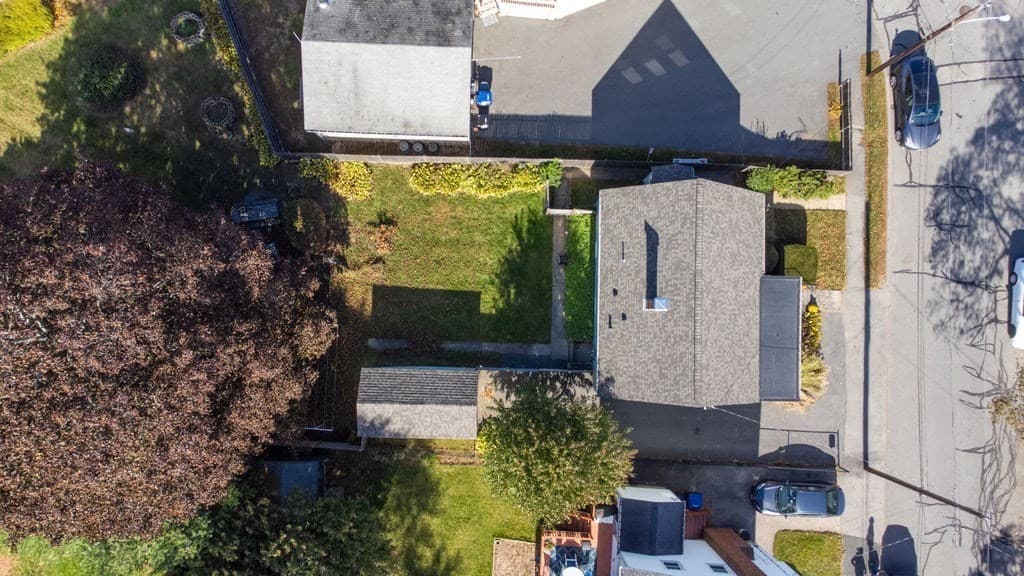 Single Family Residence at 25 Hillcrest Ave, Beverly MA 01915, Beverly, photo 31 of 35