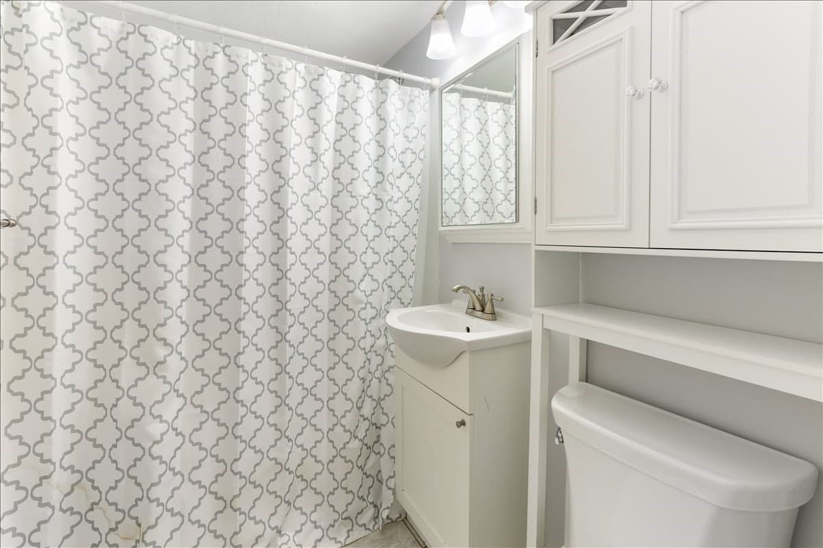 Condominium at 1105 Lexington Street # 6, Waltham MA 02452, photo 13 of 15