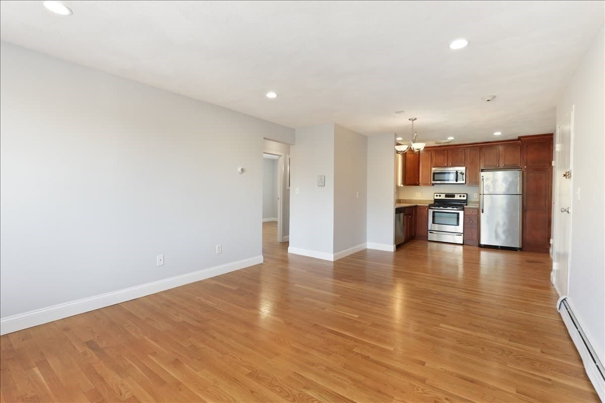 Condominium at 1105 Lexington Street # 6, Waltham MA 02452, photo 5 of 15