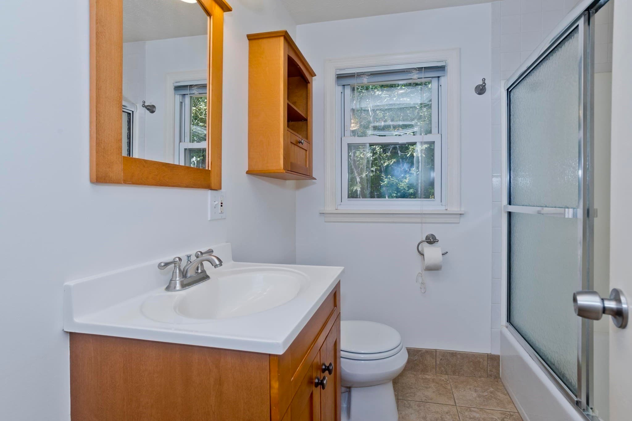 Single Family Residence at 20 Strong Street, Easthampton MA 01027, photo 16 of 37