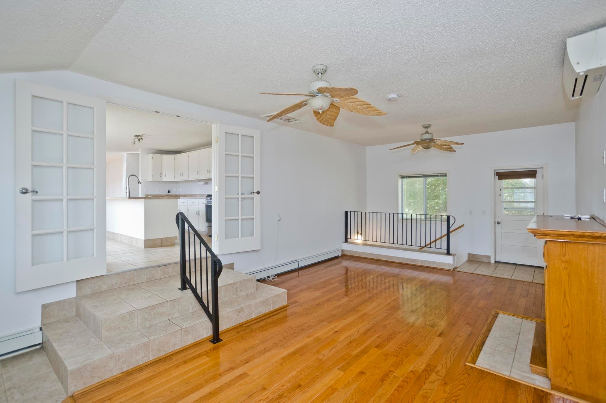 Single Family Residence at 20 Strong Street, Easthampton MA 01027, photo 5 of 37