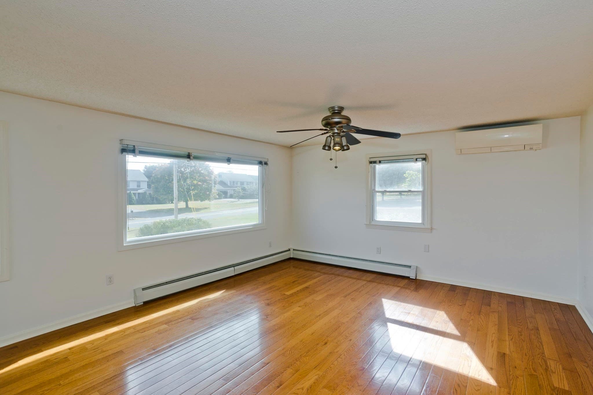 Single Family Residence at 20 Strong Street, Easthampton MA 01027, photo 15 of 37