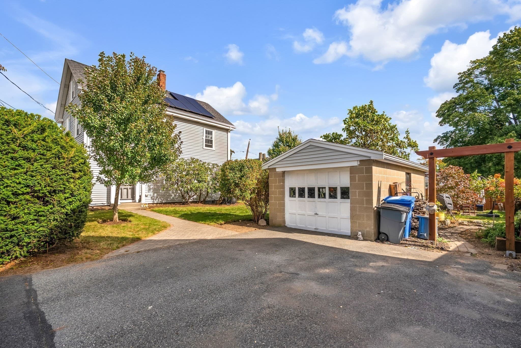 Single Family Residence at 86 Potter Rd, Waltham MA 02453, Waltham, photo 30 of 31