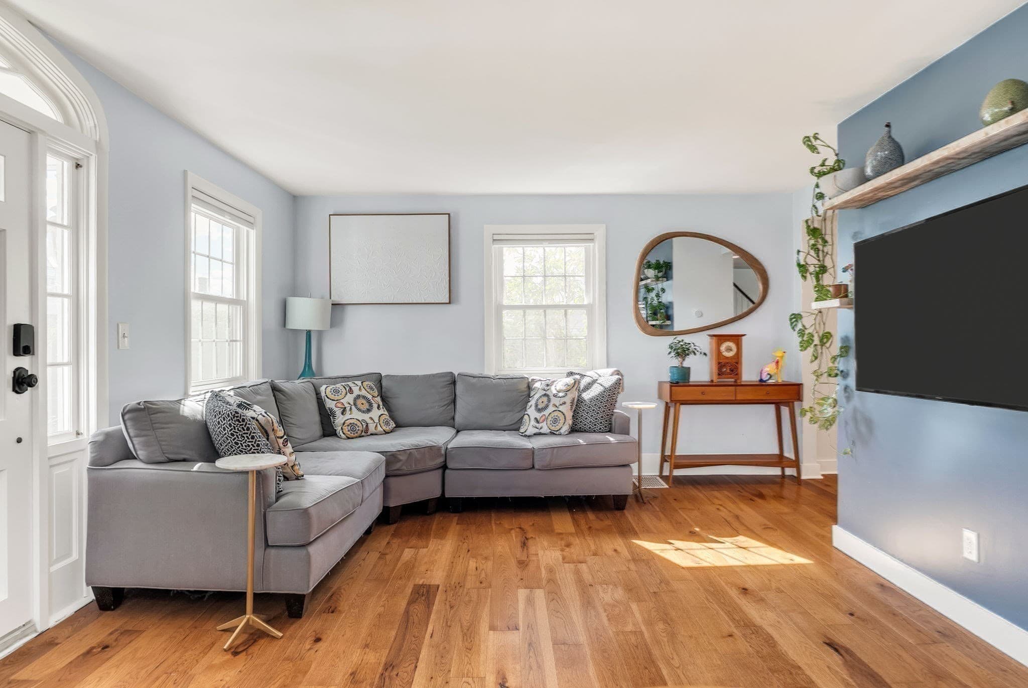 Single Family Residence at 86 Potter Rd, Waltham MA 02453, Waltham, photo 10 of 31