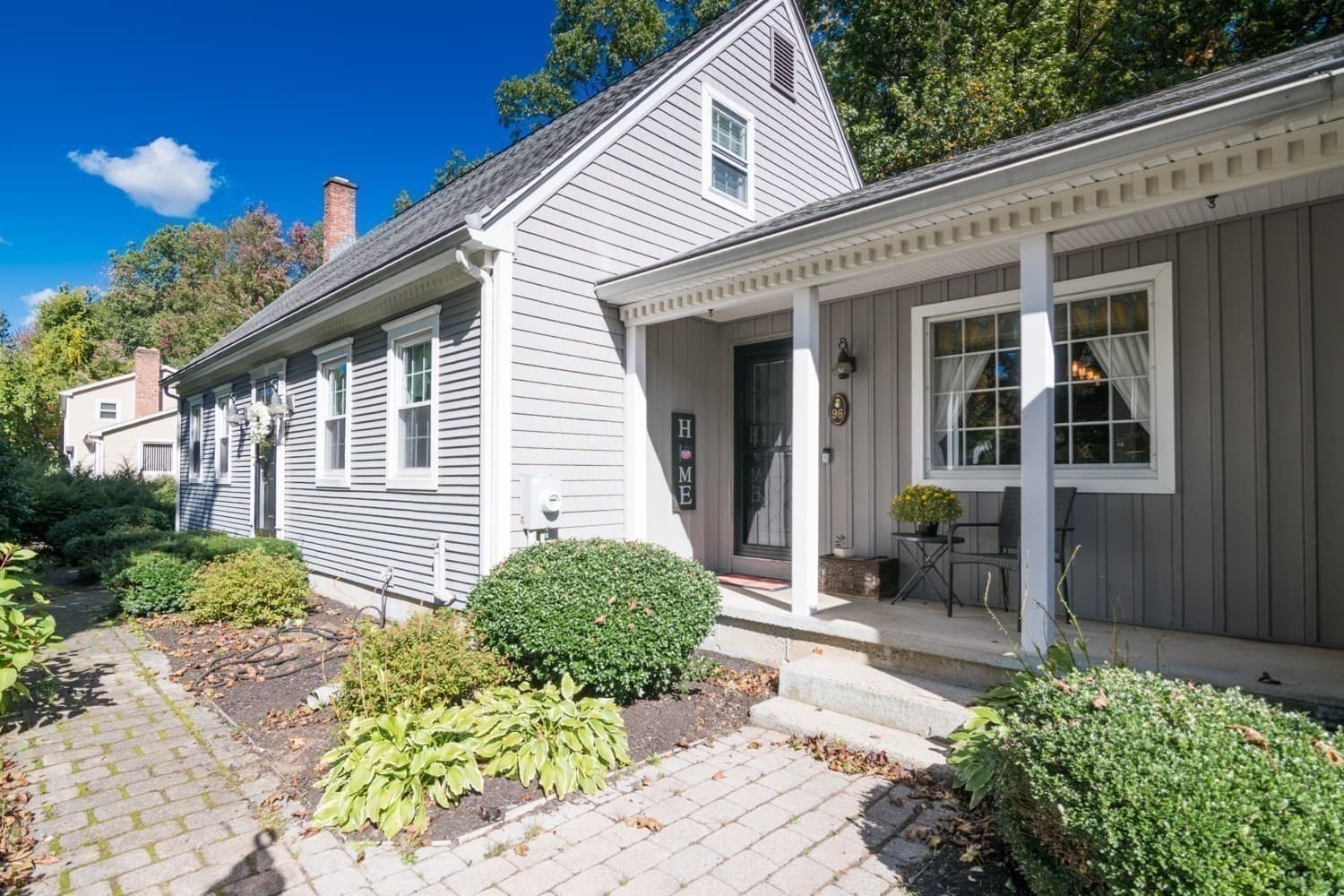 Single Family Residence at 96 Sweetfern Dr, West Springfield MA 01089, photo 3 of 40