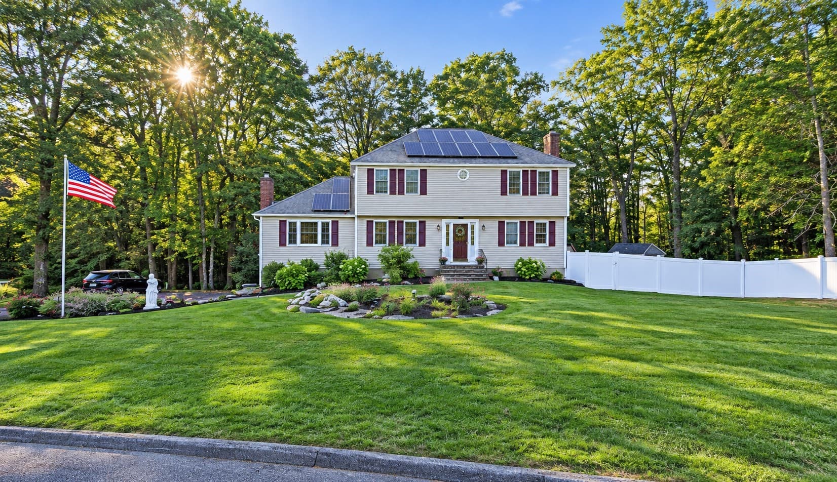 176 Will Thompson Way, Fitchburg MA 01420
