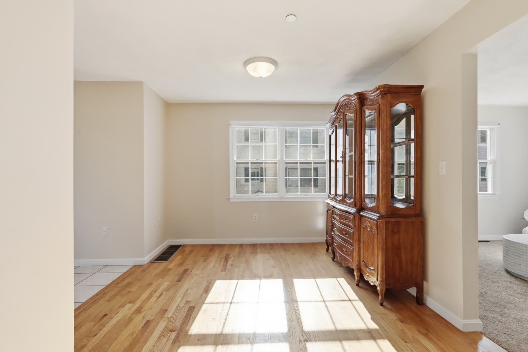 Condominium at 252 Albion St # 15, Wakefield MA 01880, photo 9 of 30