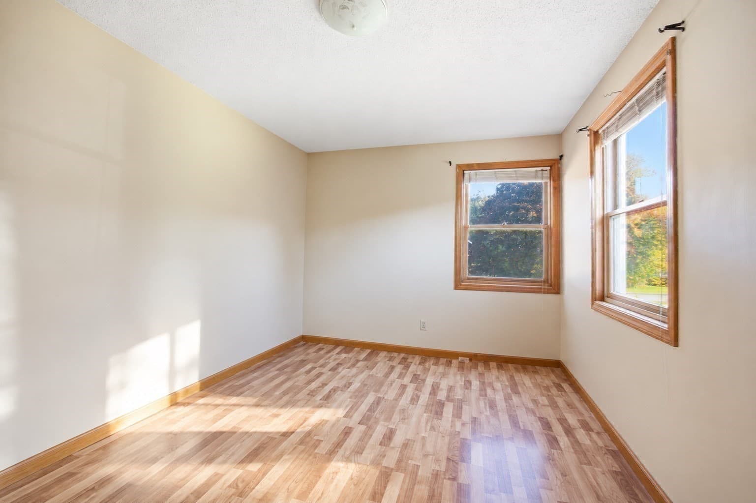 Single Family Residence at 15 Tamarack Dr, East Longmeadow MA 01028, photo 19 of 36