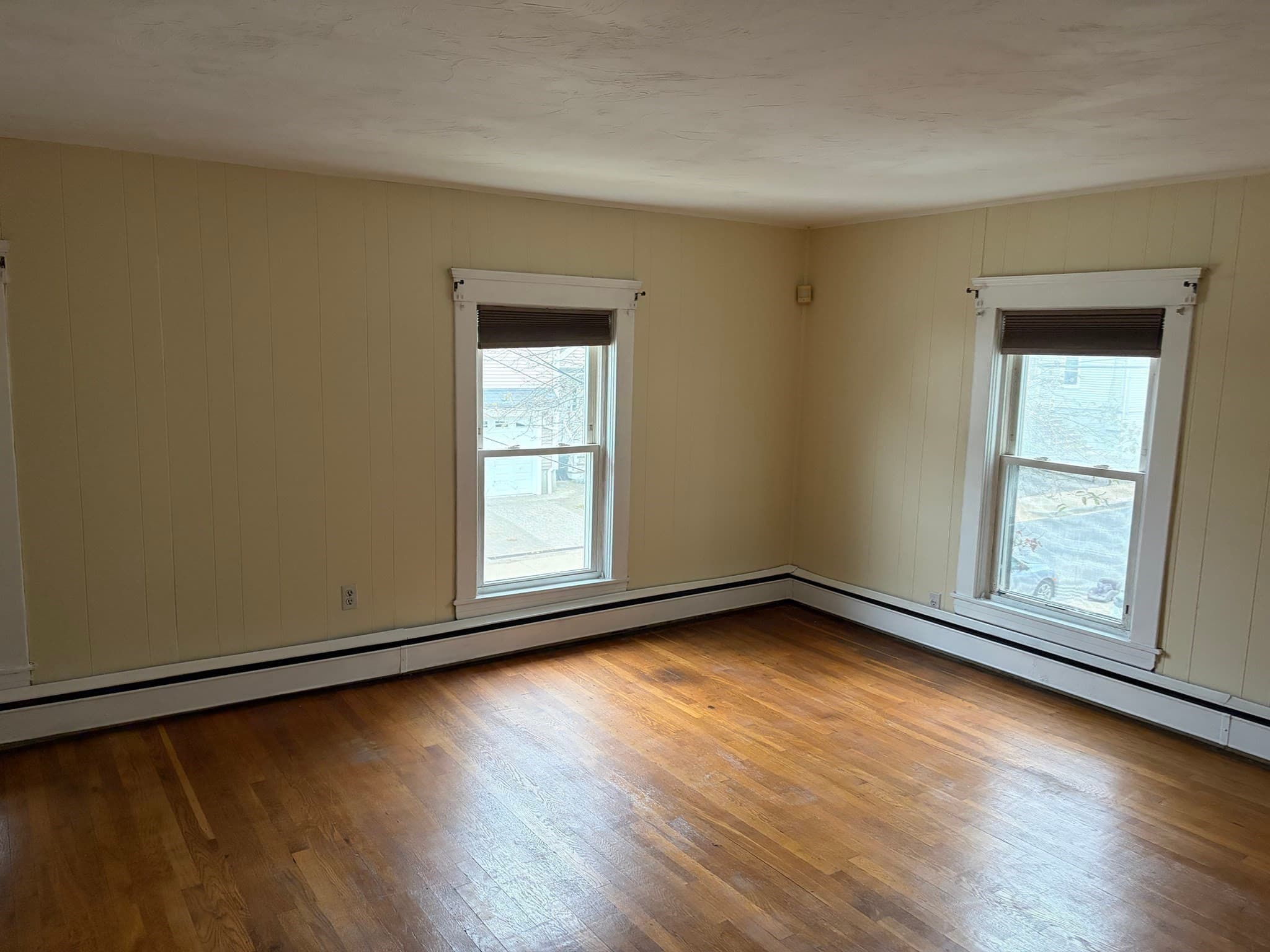 2 Family - 2 Units Up/Down at 32 Oak Street, Waltham MA 02453, Waltham, photo 9 of 14