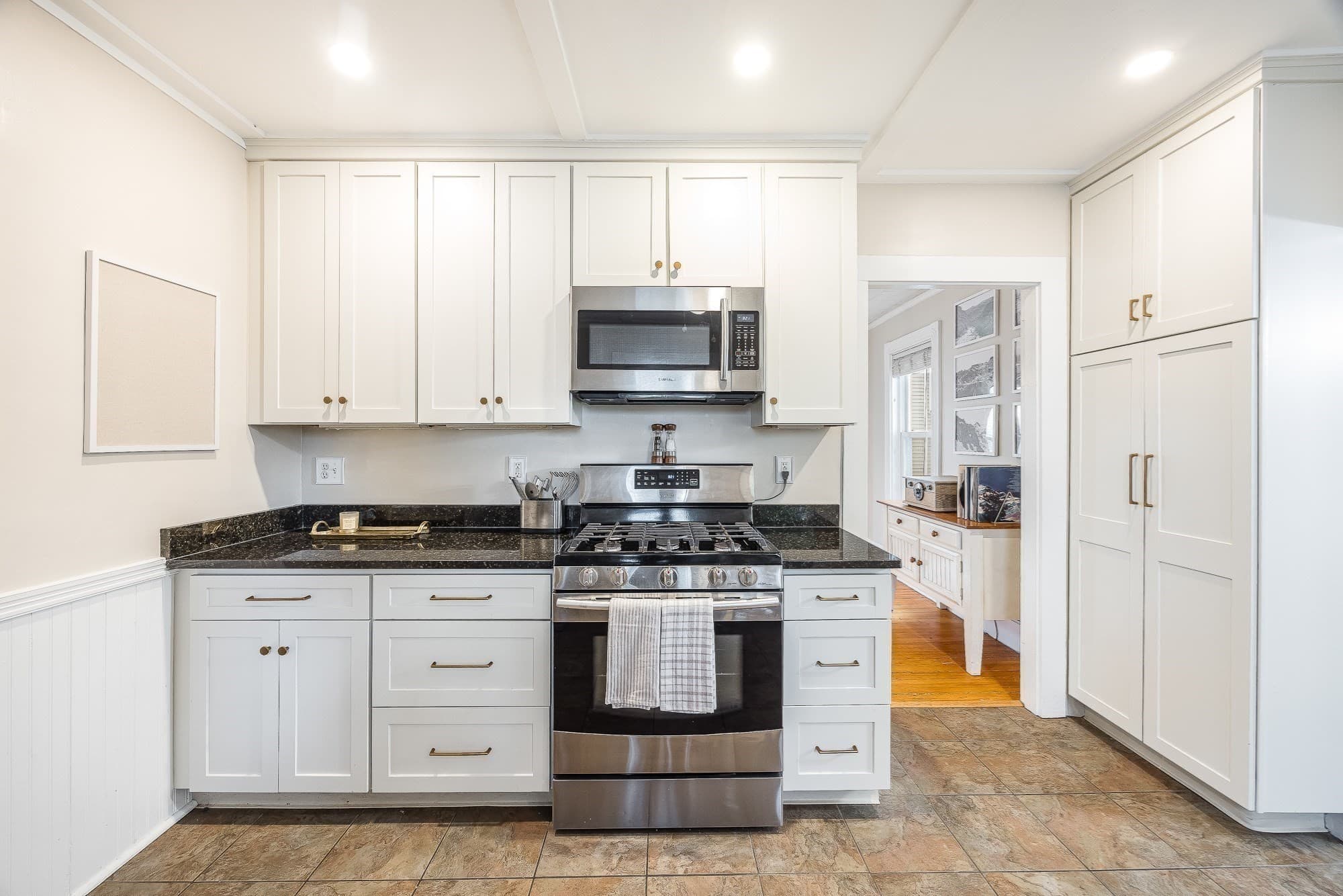 Single Family Residence at 89 Washington Street, Reading MA 01867, photo 13 of 41