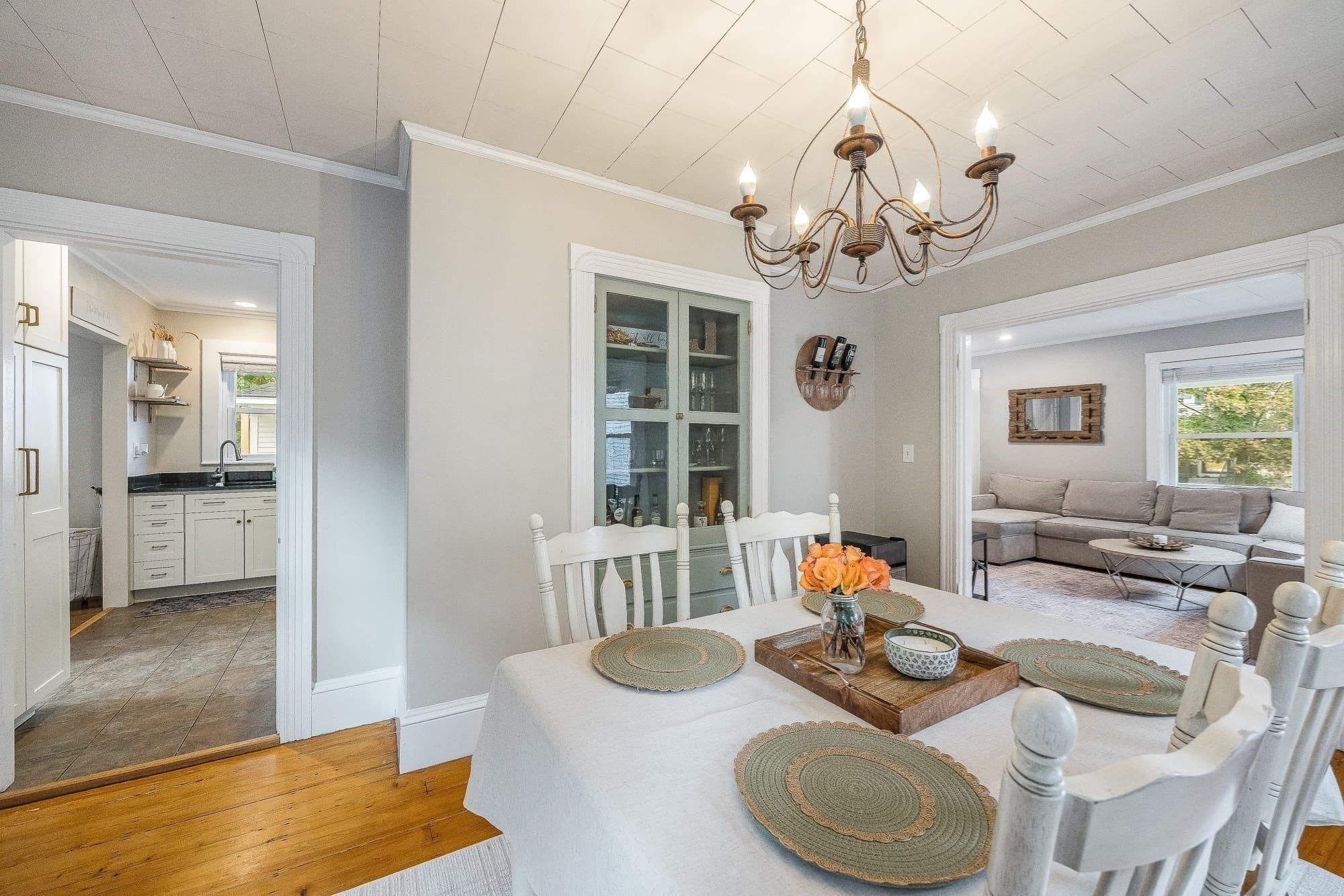 Single Family Residence at 89 Washington Street, Reading MA 01867, photo 8 of 41