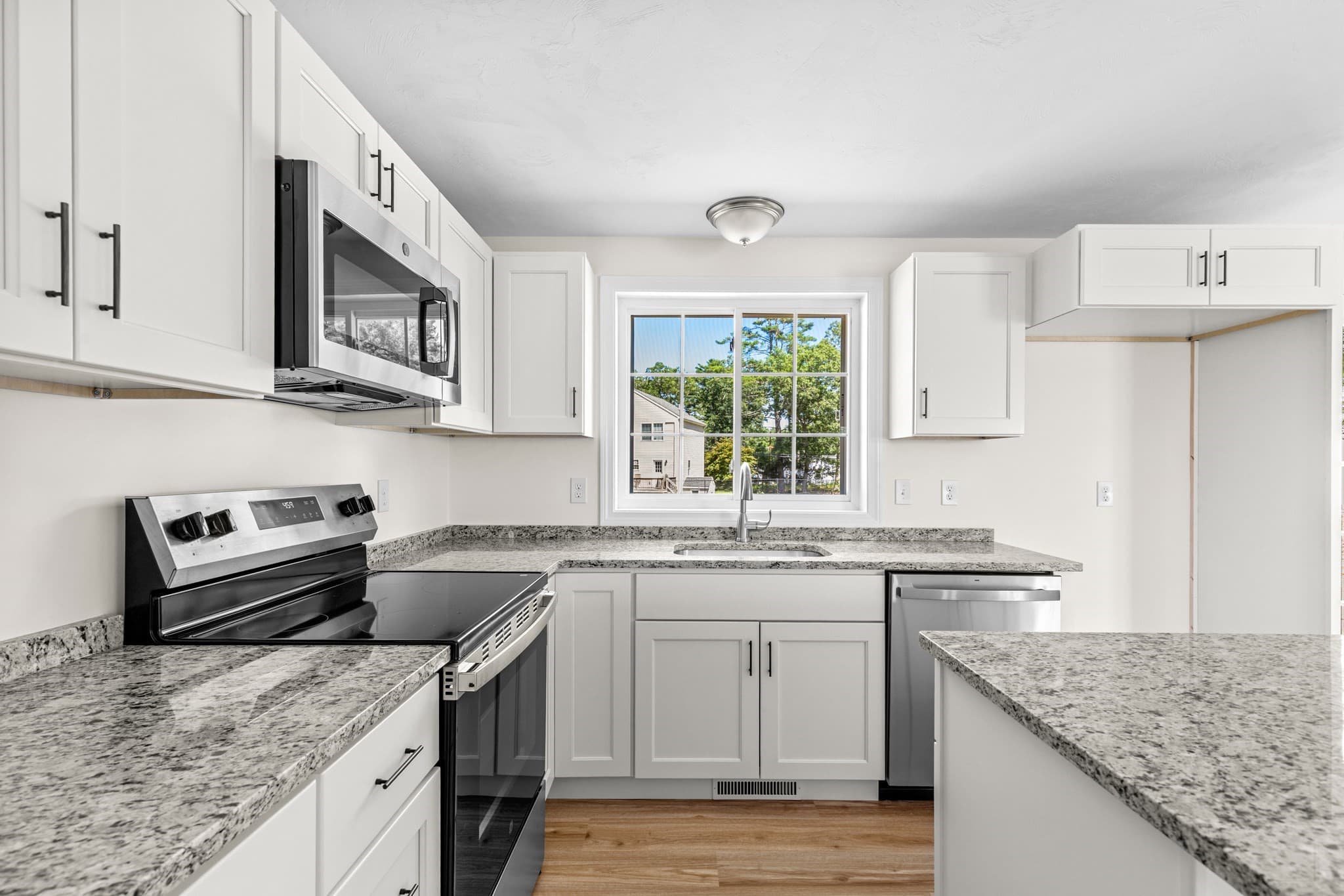 Single Family Residence at 28 Bumblebee Dr., Plymouth MA 02360, Plymouth, photo 17 of 32