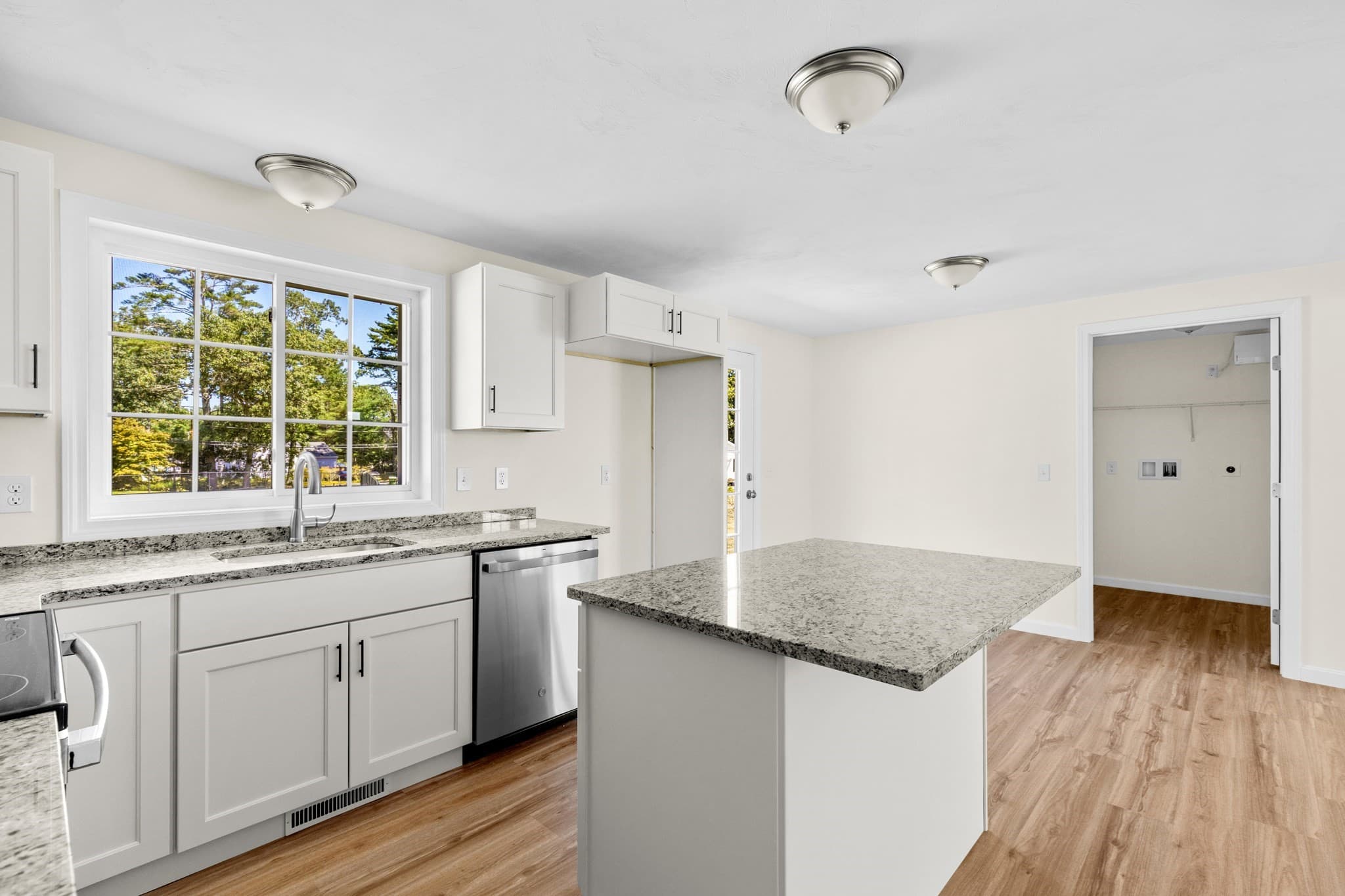 Single Family Residence at 28 Bumblebee Dr., Plymouth MA 02360, Plymouth, photo 16 of 32