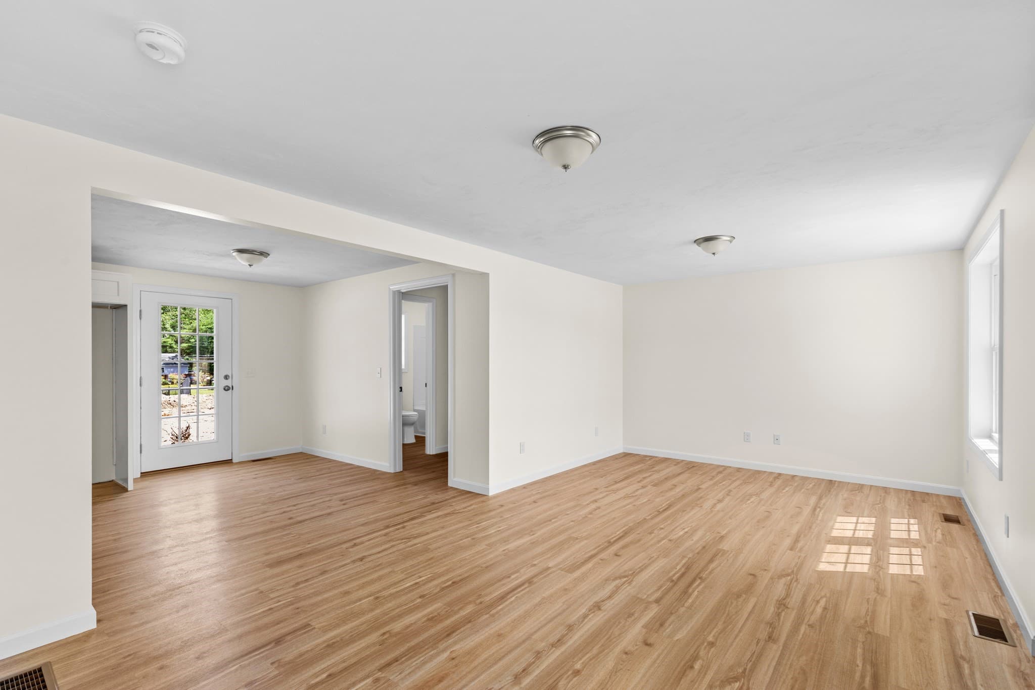 Single Family Residence at 28 Bumblebee Dr., Plymouth MA 02360, Plymouth, photo 11 of 32